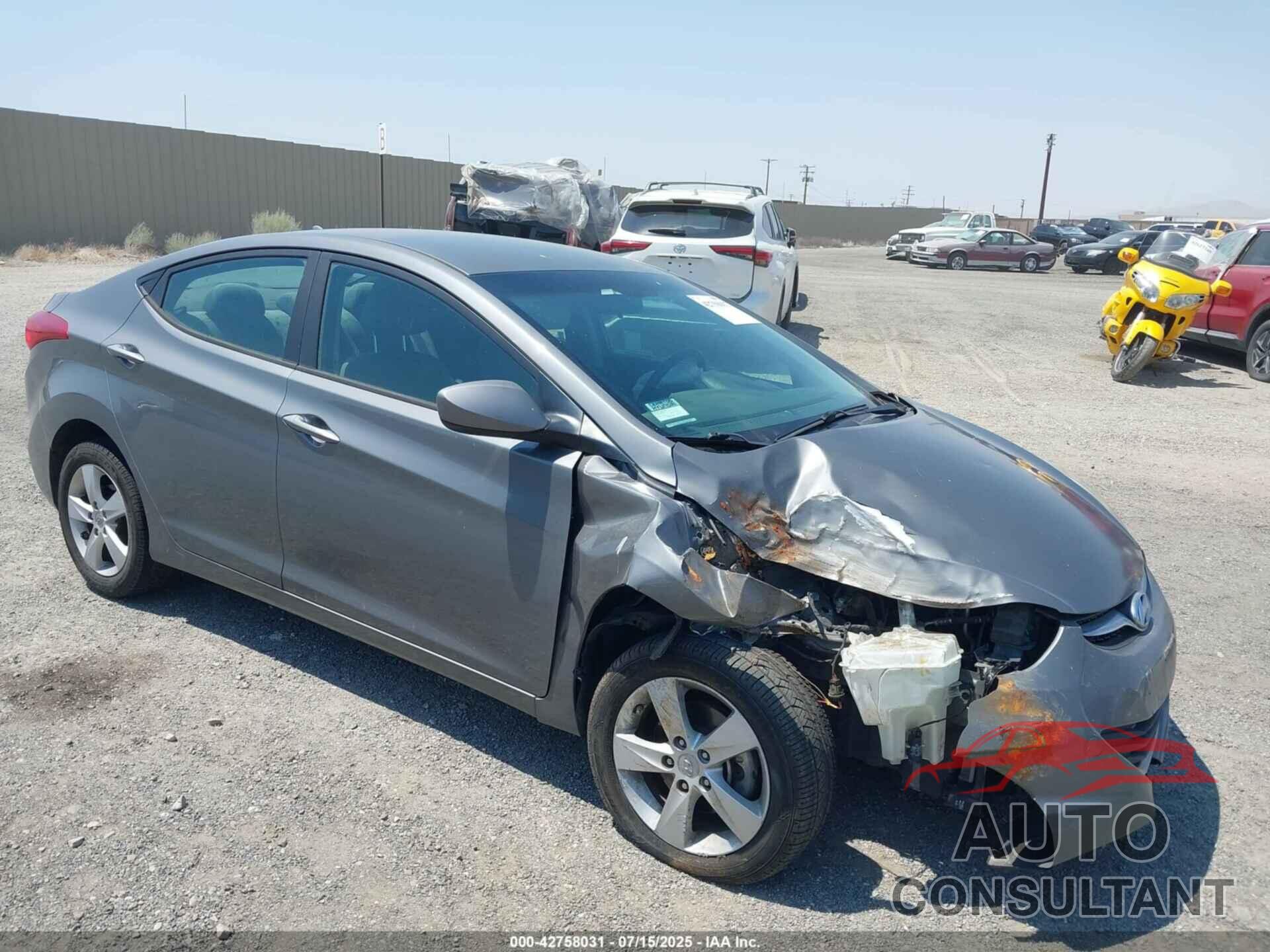 HYUNDAI ELANTRA 2013 - 5NPDH4AE7DH363836