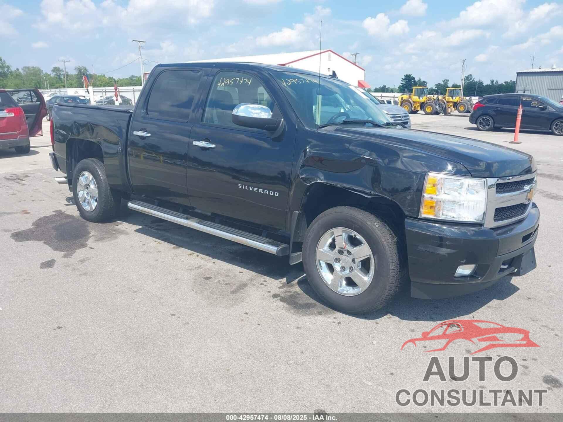 CHEVROLET SILVERADO 1500 2011 - 1GCPKTE30BF169111