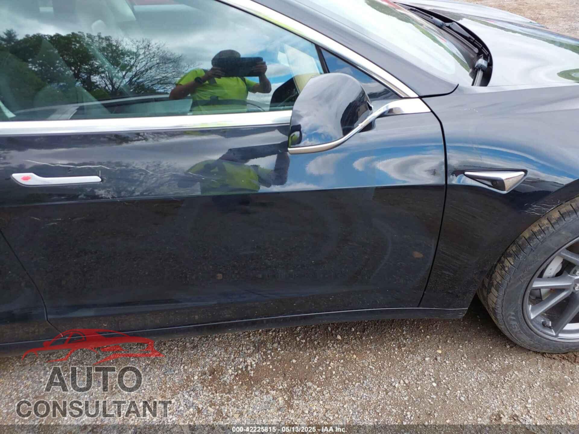 TESLA MODEL 3 2020 - 5YJ3E1EA5LF606342