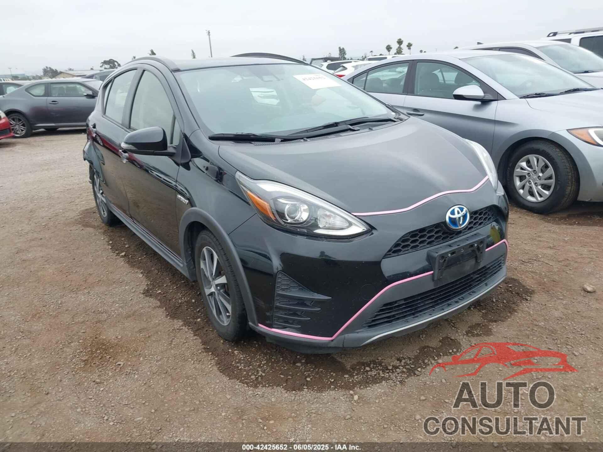 TOYOTA PRIUS C 2018 - JTDKDTB3XJ1606505