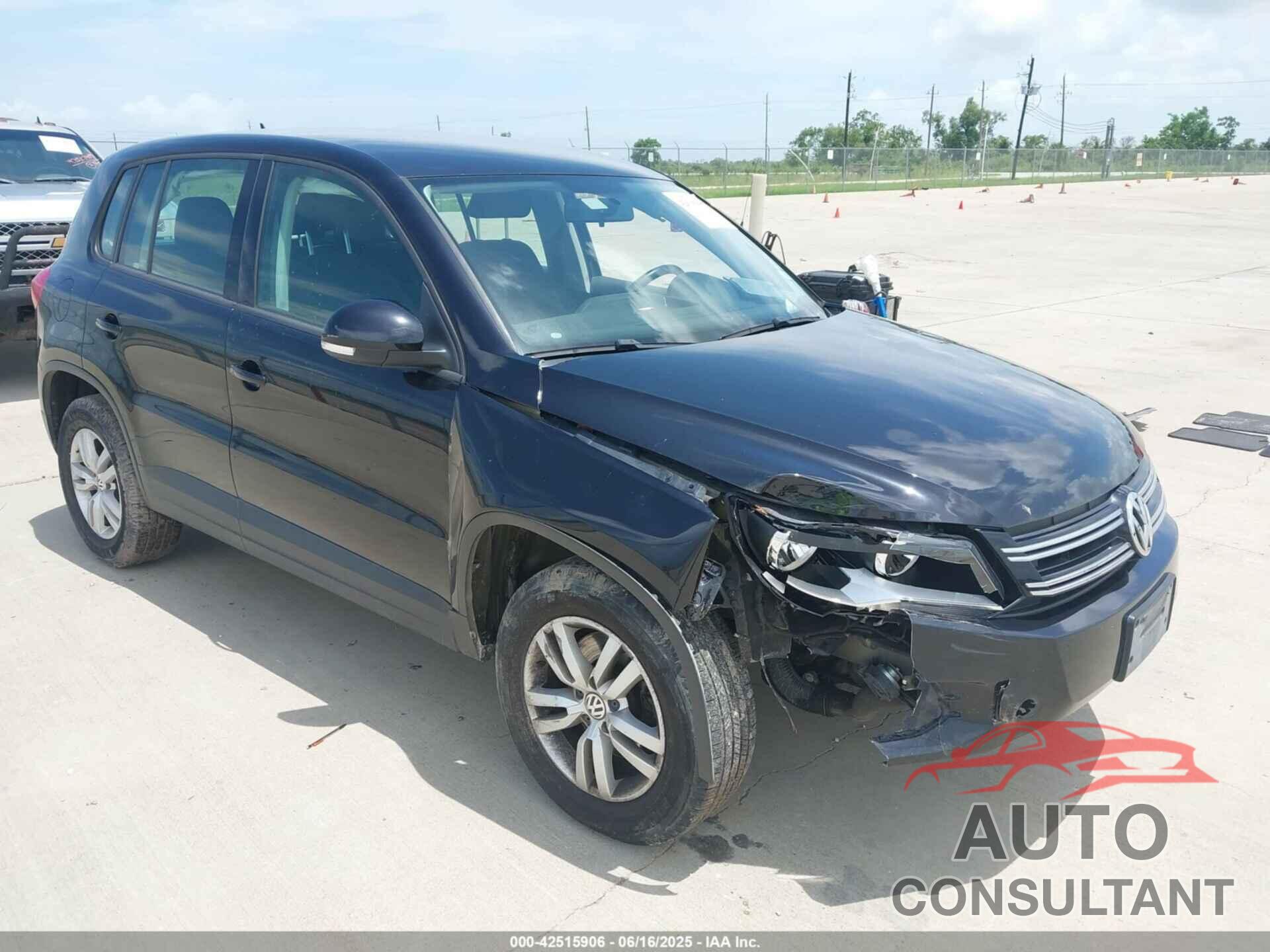 VOLKSWAGEN TIGUAN 2014 - WVGAV3AX7EW549326