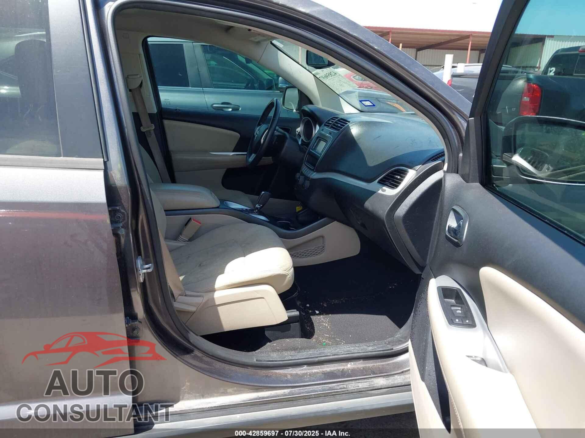 DODGE JOURNEY 2015 - 3C4PDCBB4FT700554
