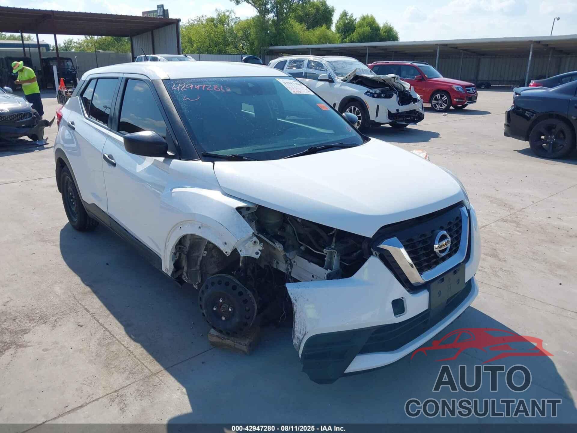 NISSAN KICKS 2020 - 3N1CP5BV8LL491054