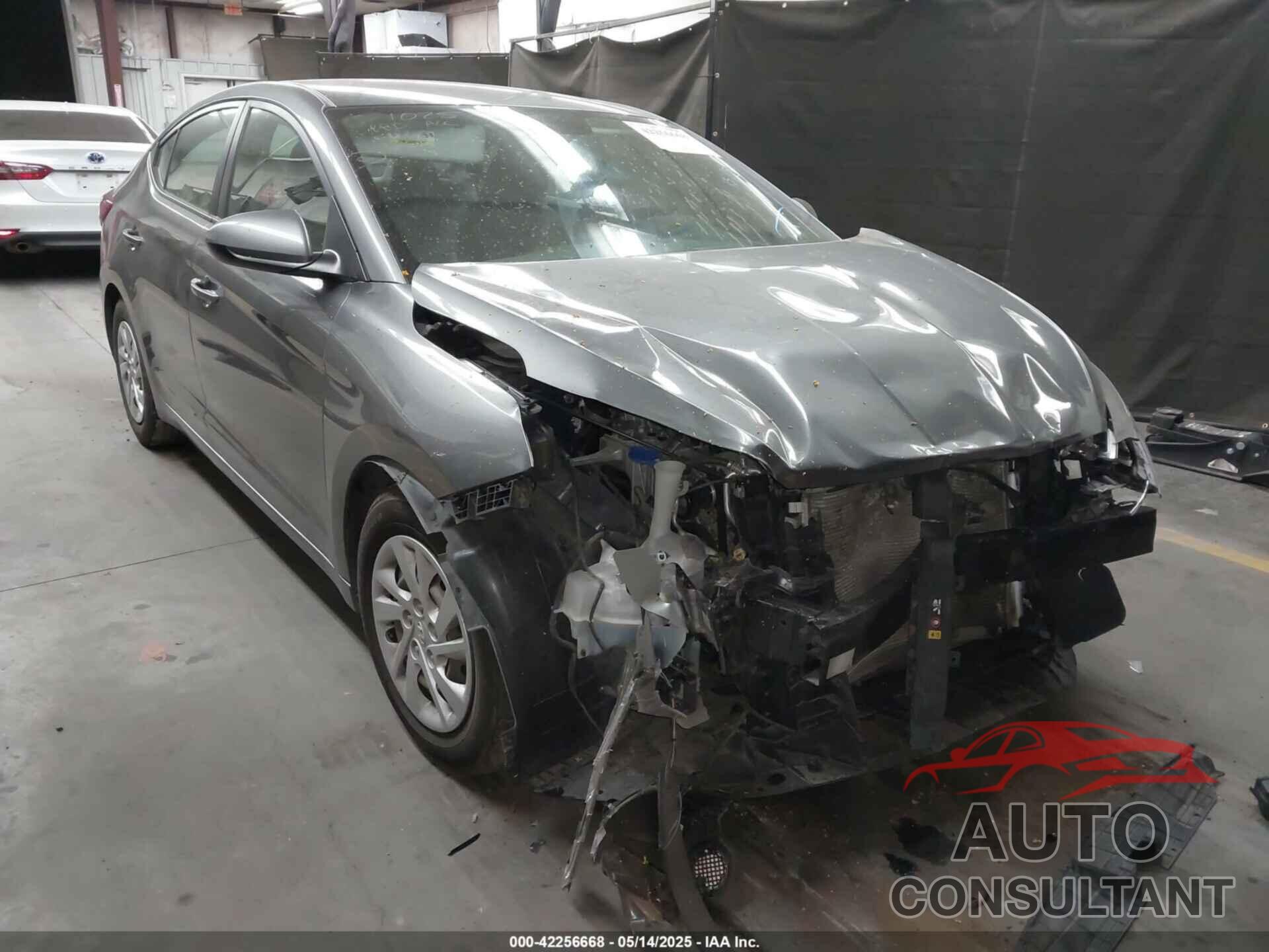 HYUNDAI ELANTRA 2019 - 5NPD74LF6KH422039