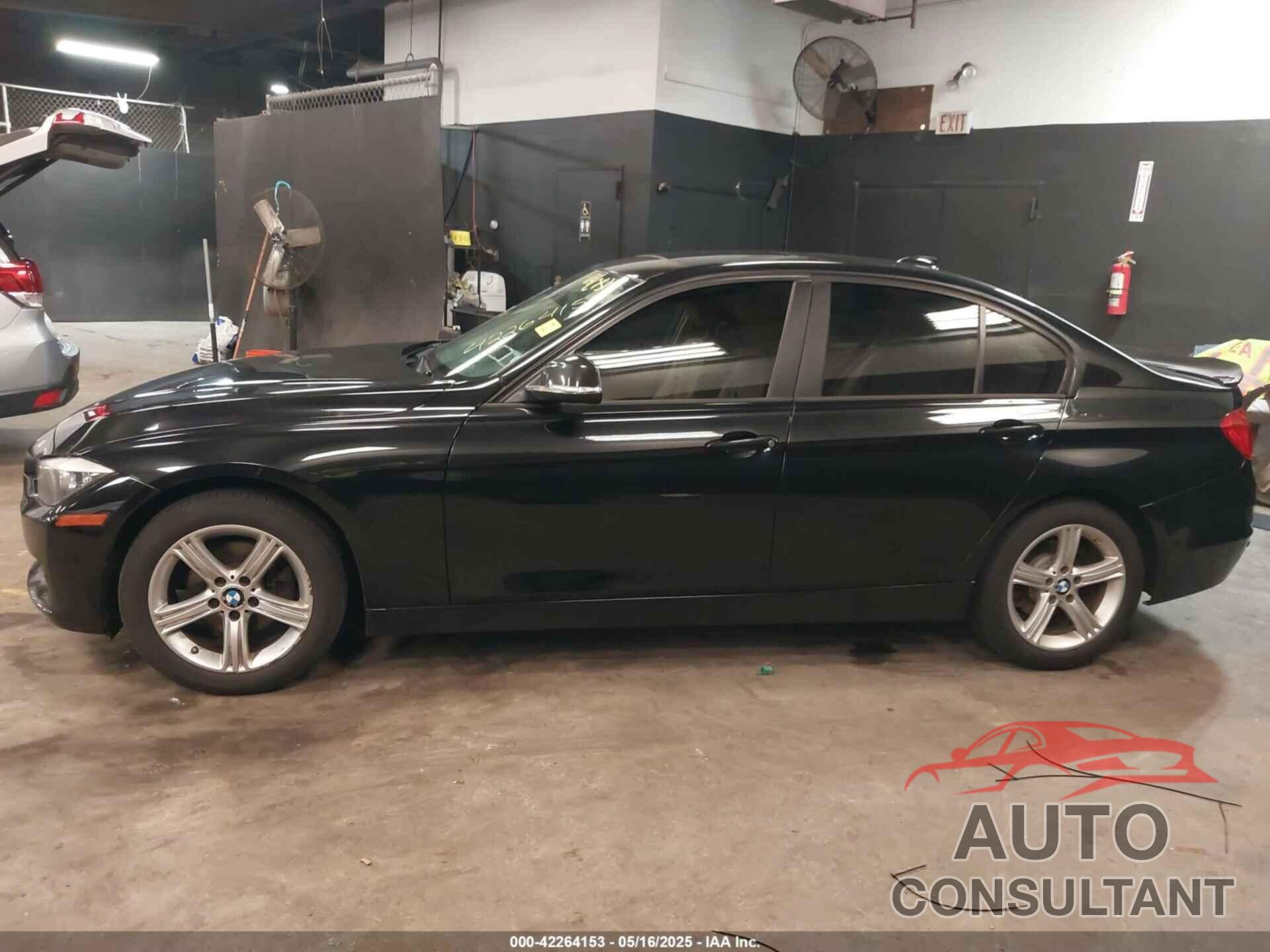 BMW 328I 2015 - WBA3B5G55FNS13718