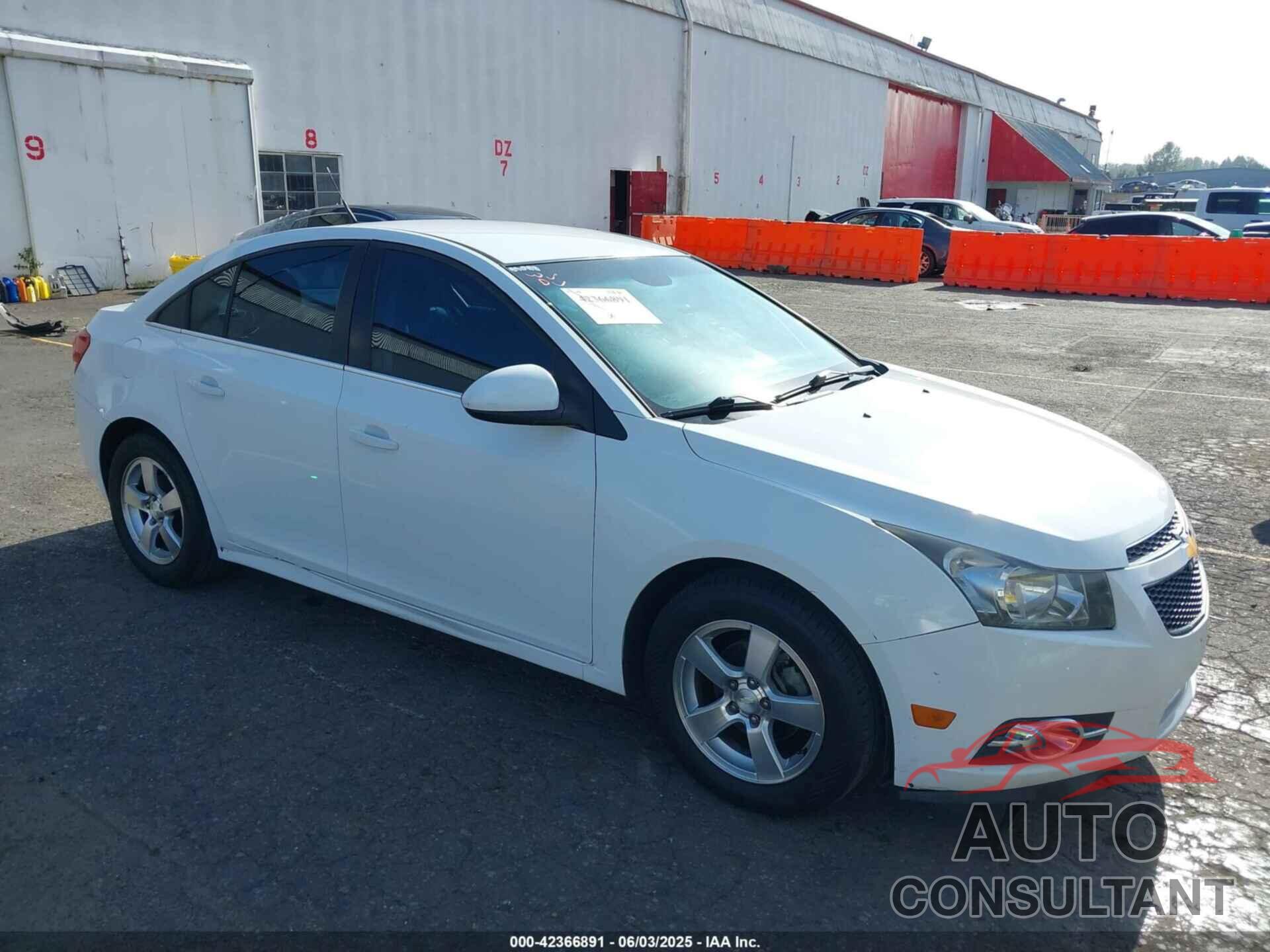 CHEVROLET CRUZE 2013 - 1G1PC5SB3D7143371