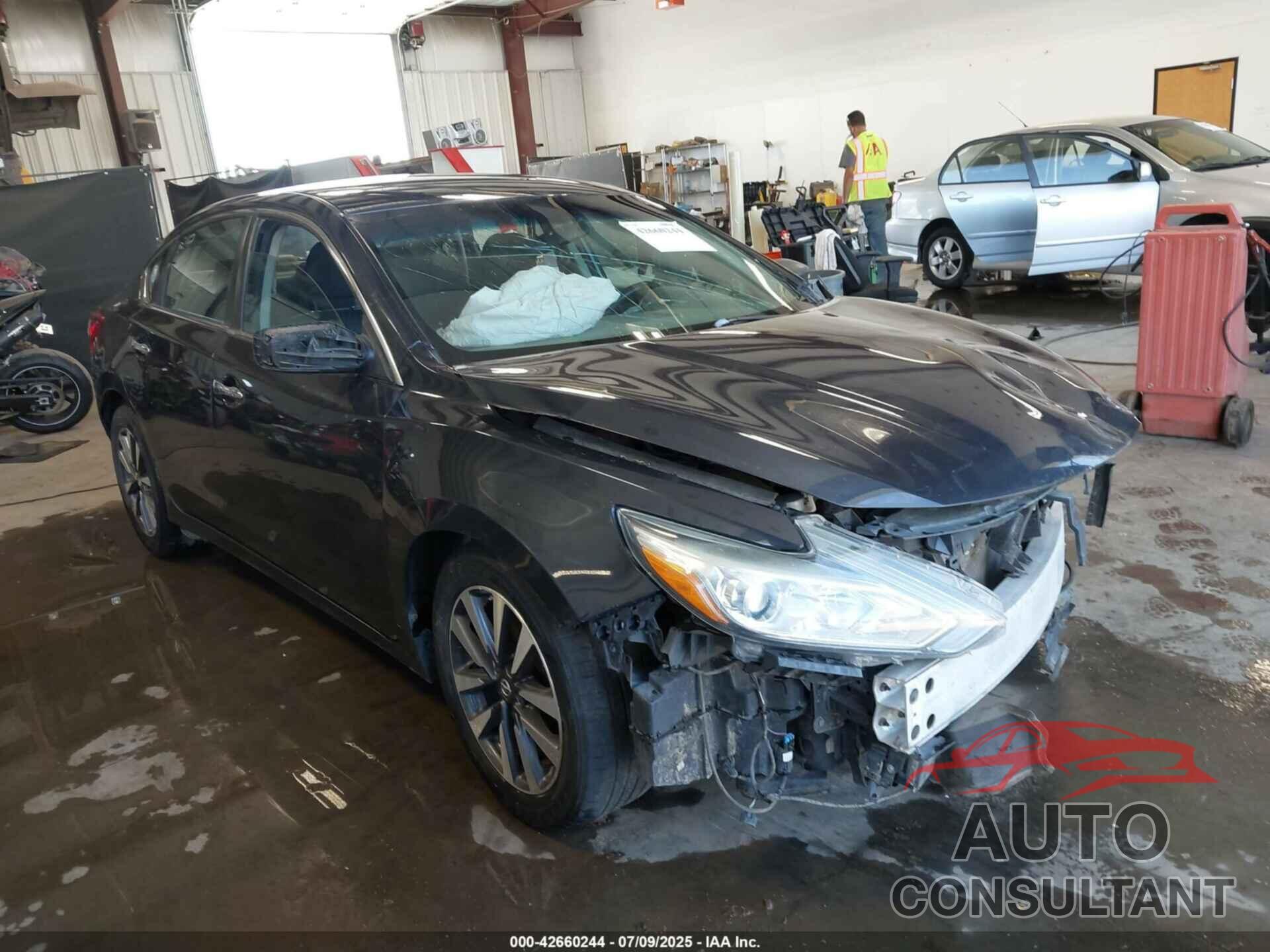NISSAN ALTIMA 2017 - 1N4AL3AP5HC281902