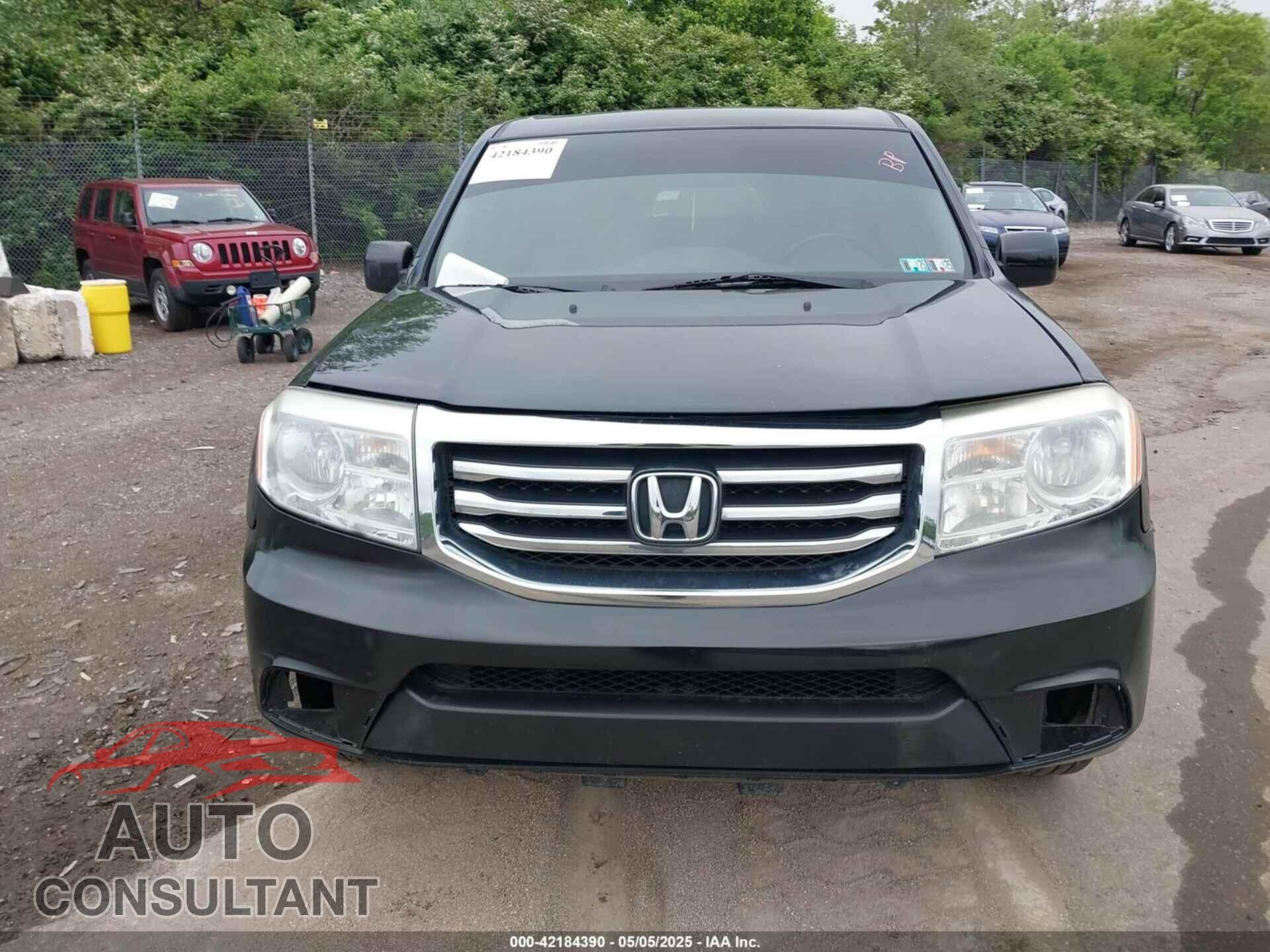 HONDA PILOT 2012 - 5FNYF4H52CB068007