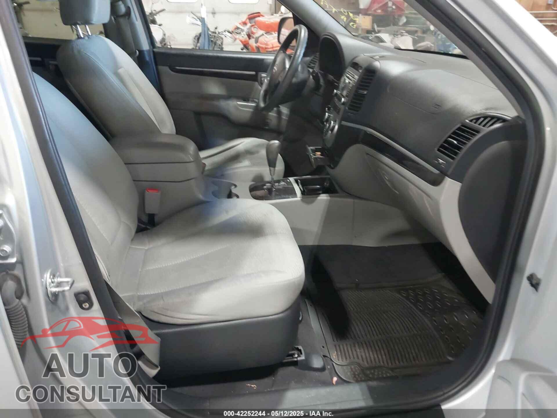 HYUNDAI SANTA FE 2009 - 5NMSG13D99H307236