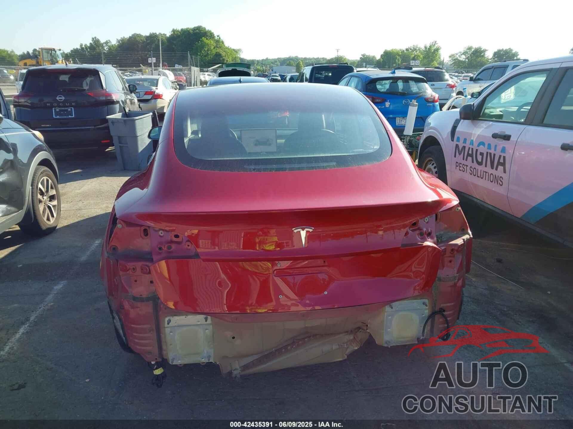 TESLA MODEL 3 2018 - 5YJ3E1EA5JF037831