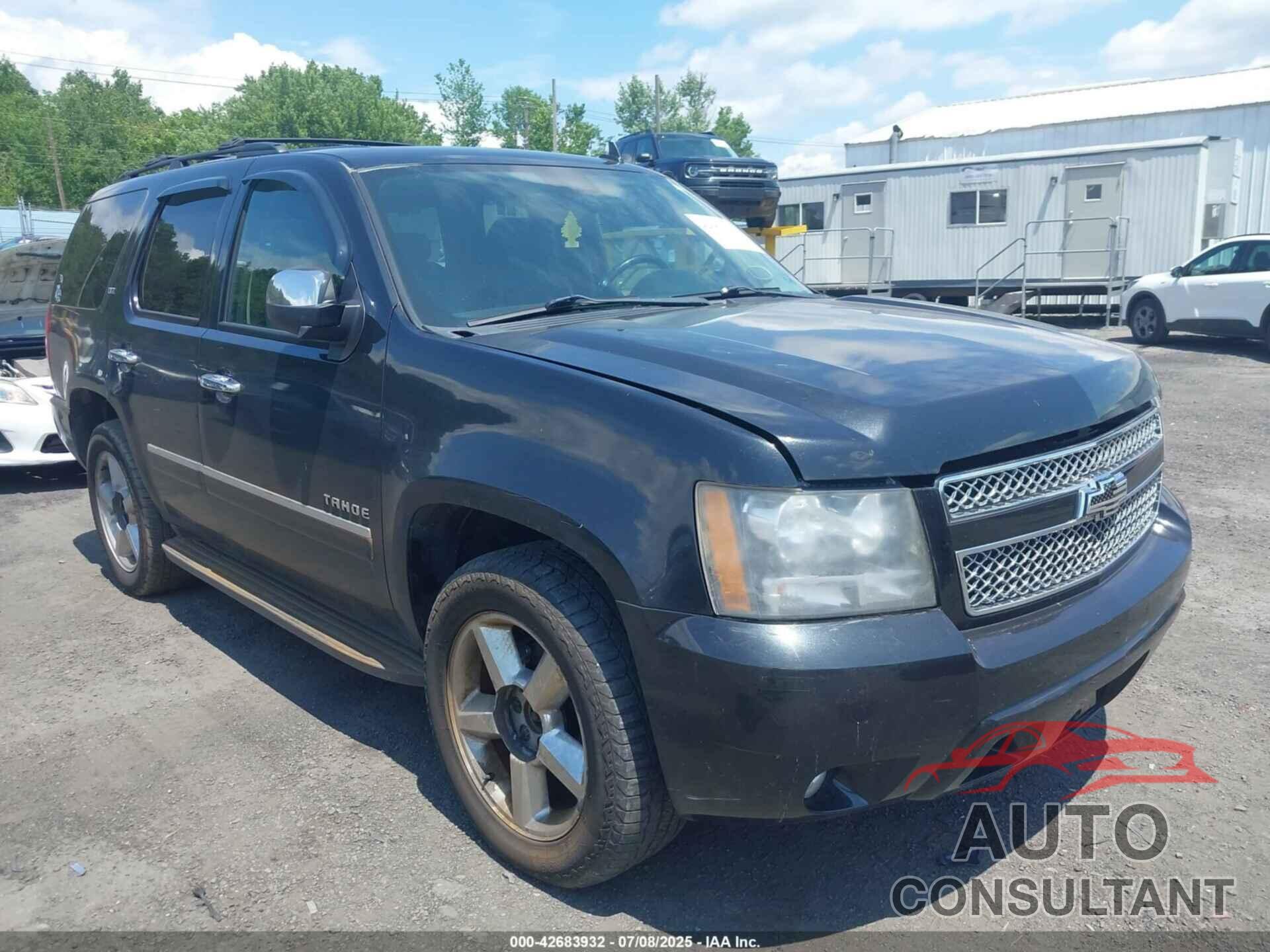 CHEVROLET TAHOE 2010 - 1GNUKCE00AR191607