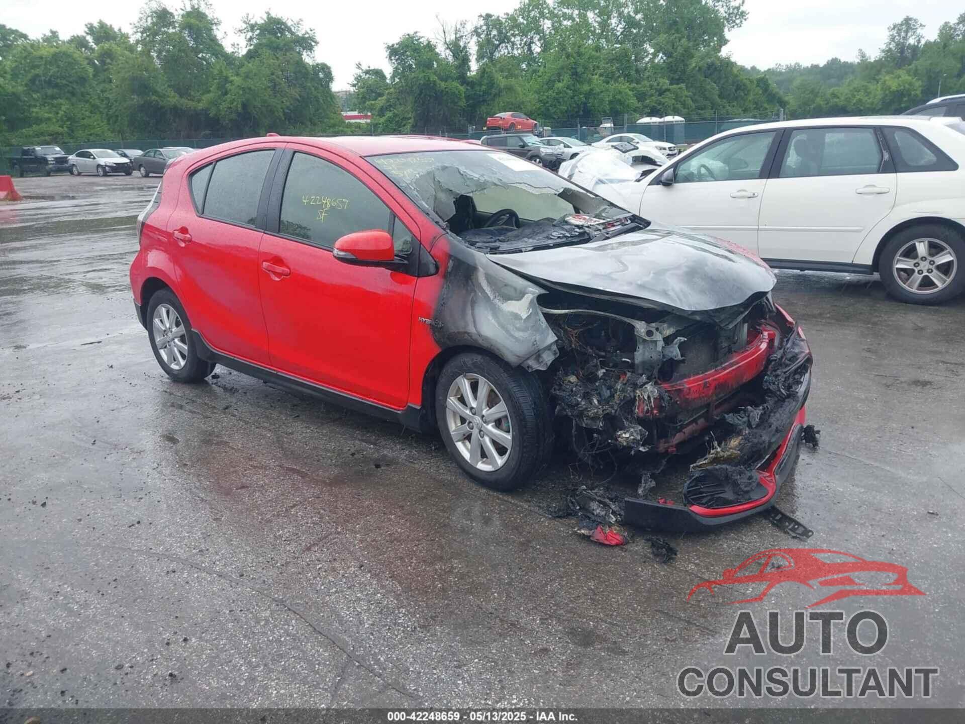 TOYOTA PRIUS C 2017 - JTDKDTB3XH1591997