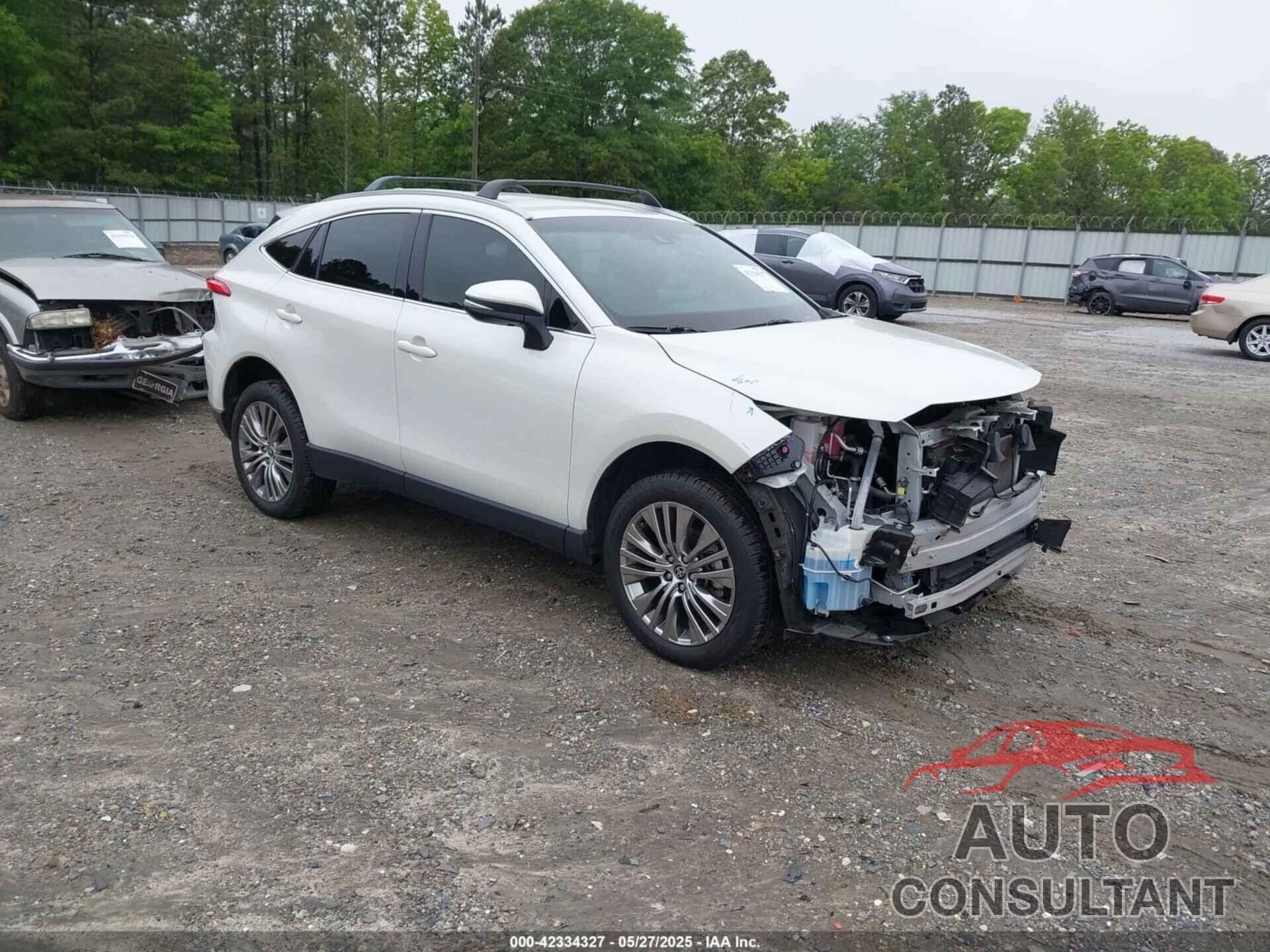 TOYOTA VENZA 2022 - JTEAAAAH0NJ117876