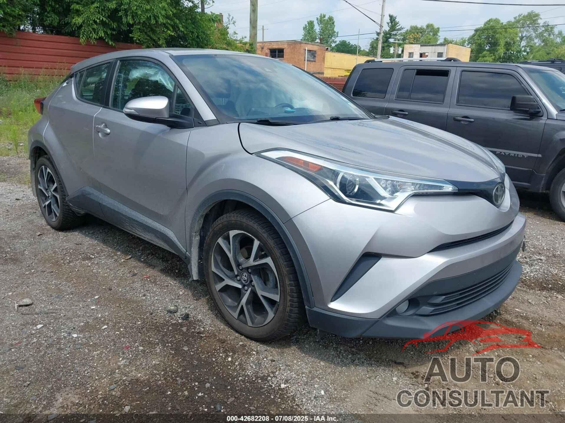 TOYOTA C-HR 2018 - NMTKHMBX2JR055985
