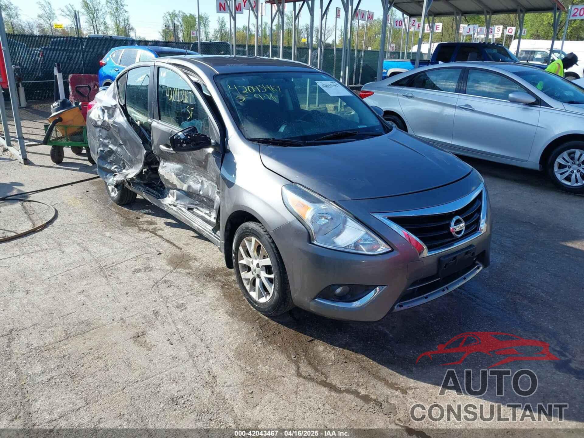 NISSAN VERSA 2017 - 3N1CN7AP2HL908664