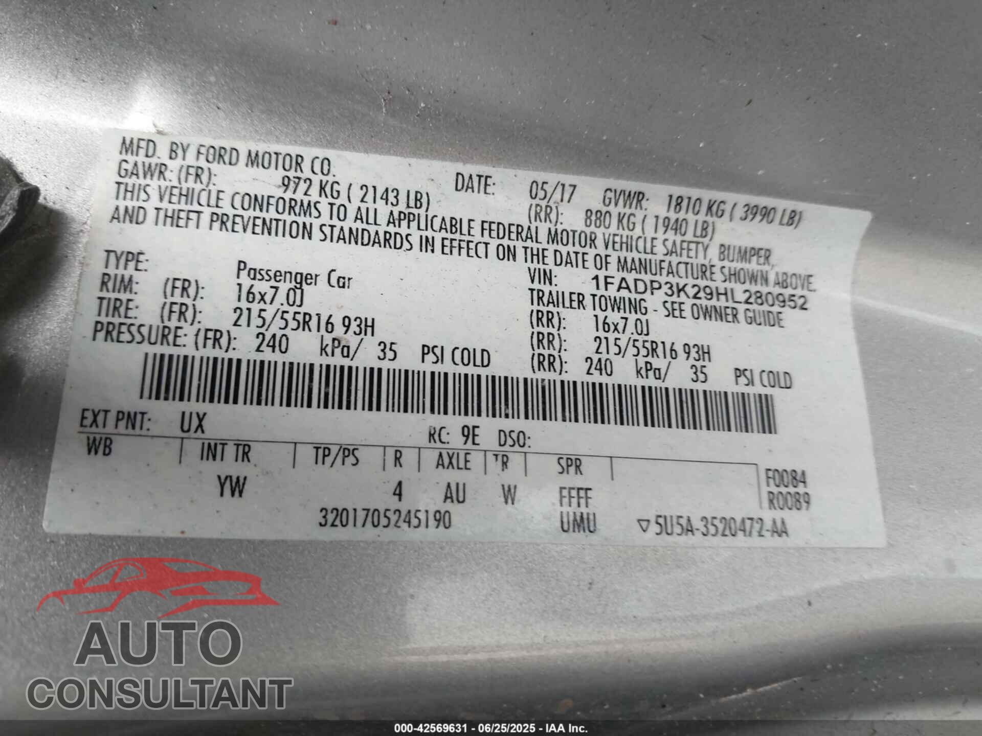 FORD FOCUS 2017 - 1FADP3K29HL280952