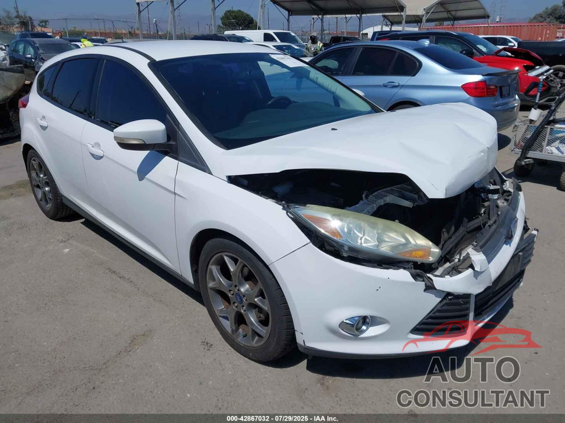 FORD FOCUS 2014 - 1FADP3K23EL407397