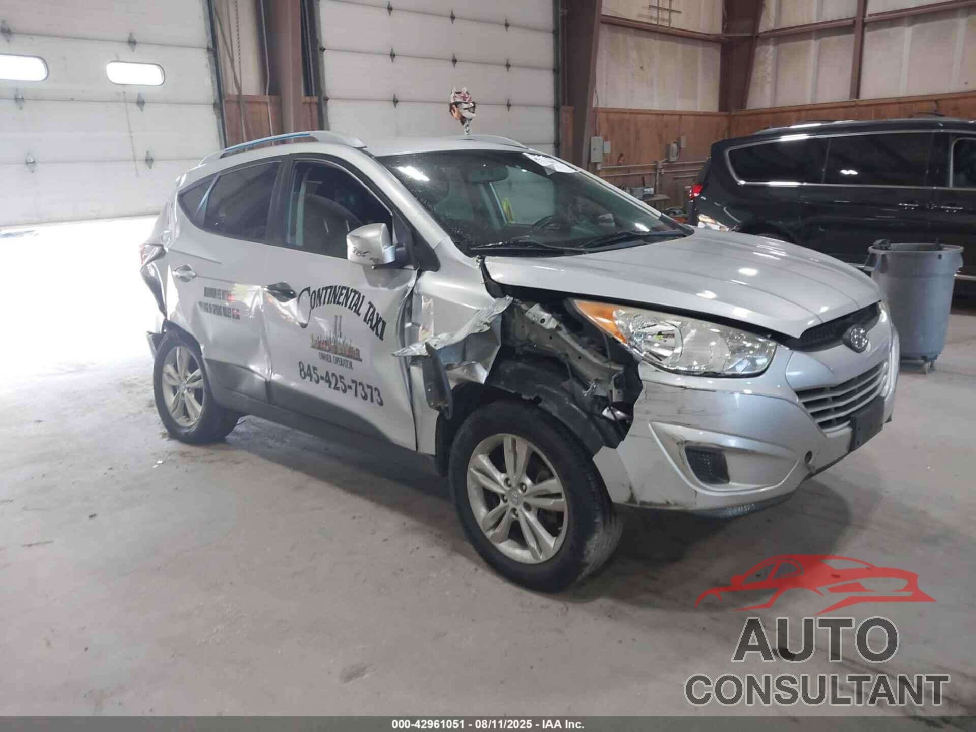 HYUNDAI TUCSON 2011 - KM8JU3ACXBU135836