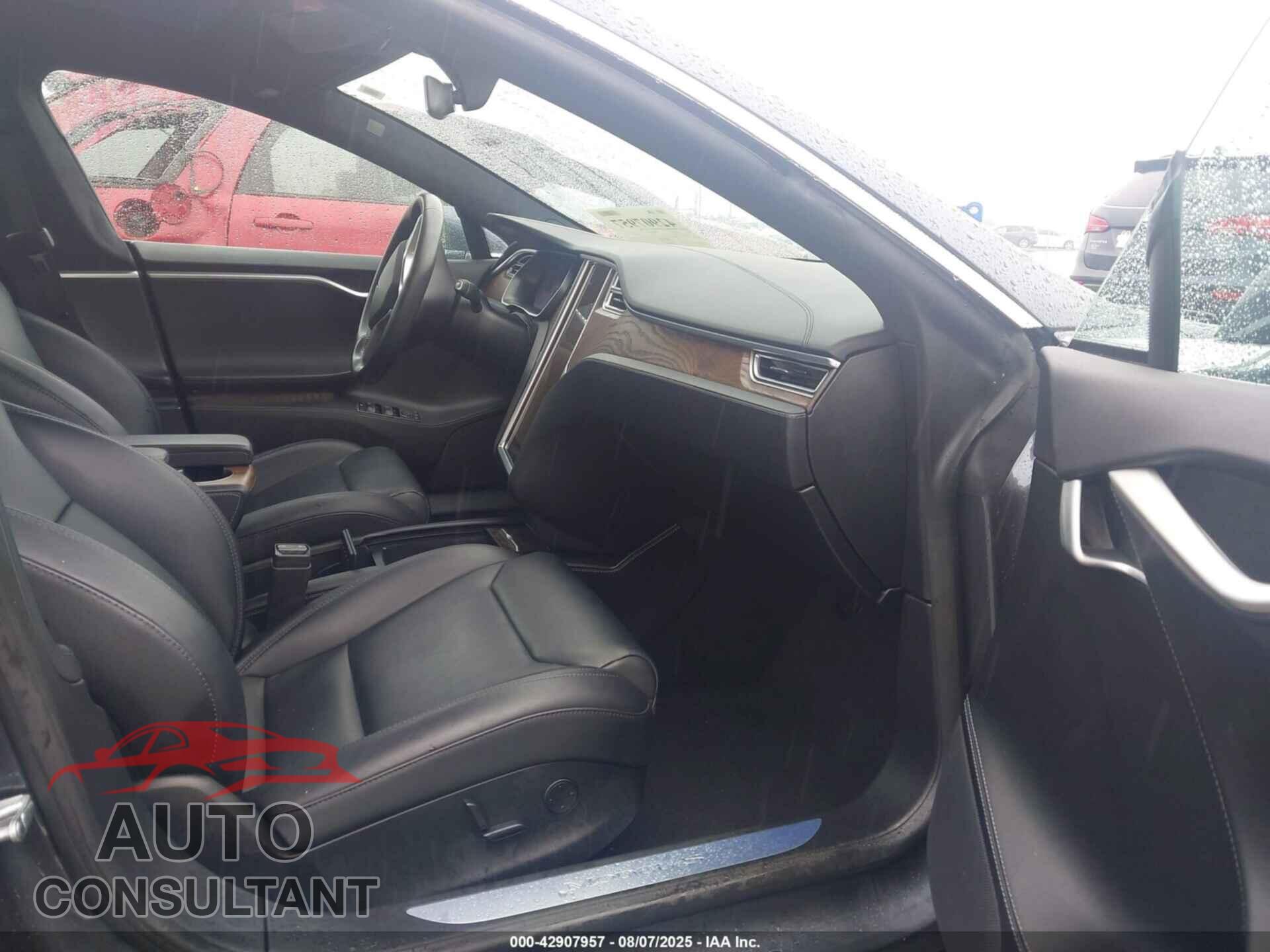 TESLA MODEL S 2017 - 5YJSA1E22HF232022