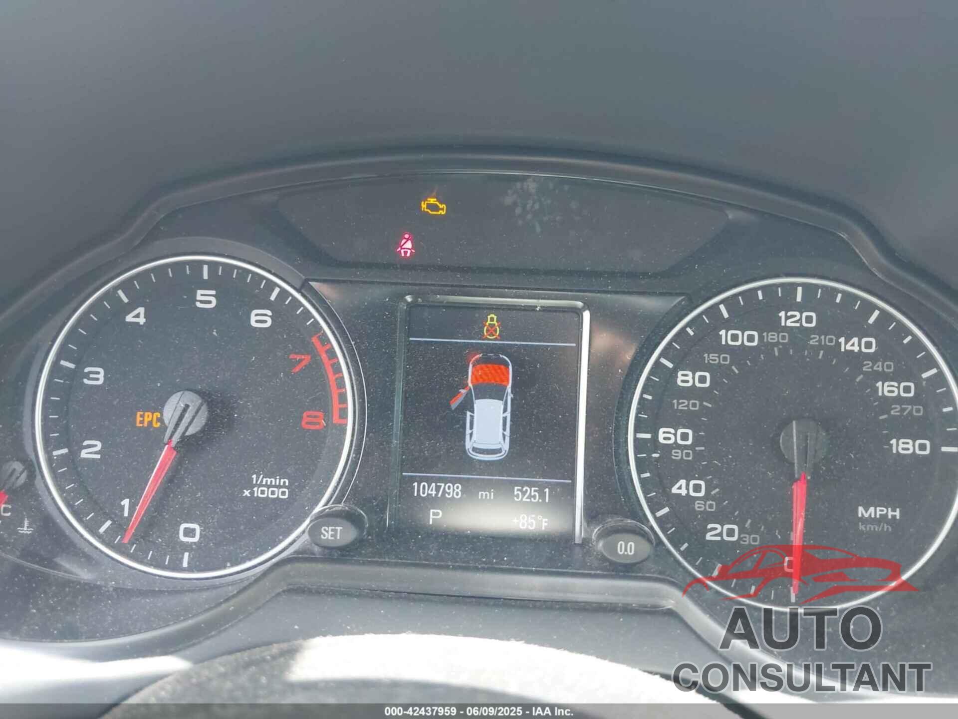 AUDI Q5 2010 - WA1LKAFPXAA086120