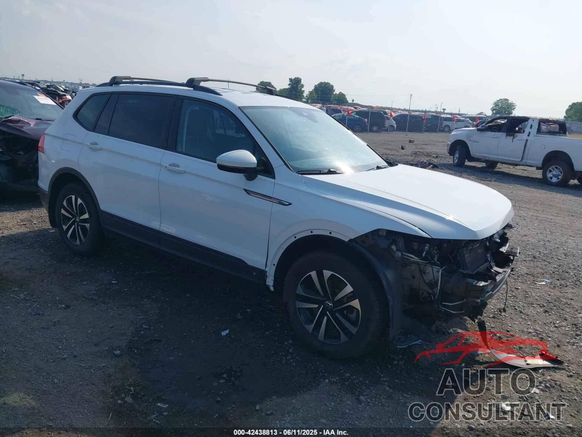 VOLKSWAGEN TIGUAN 2022 - 3VV1B7AX6NM144211
