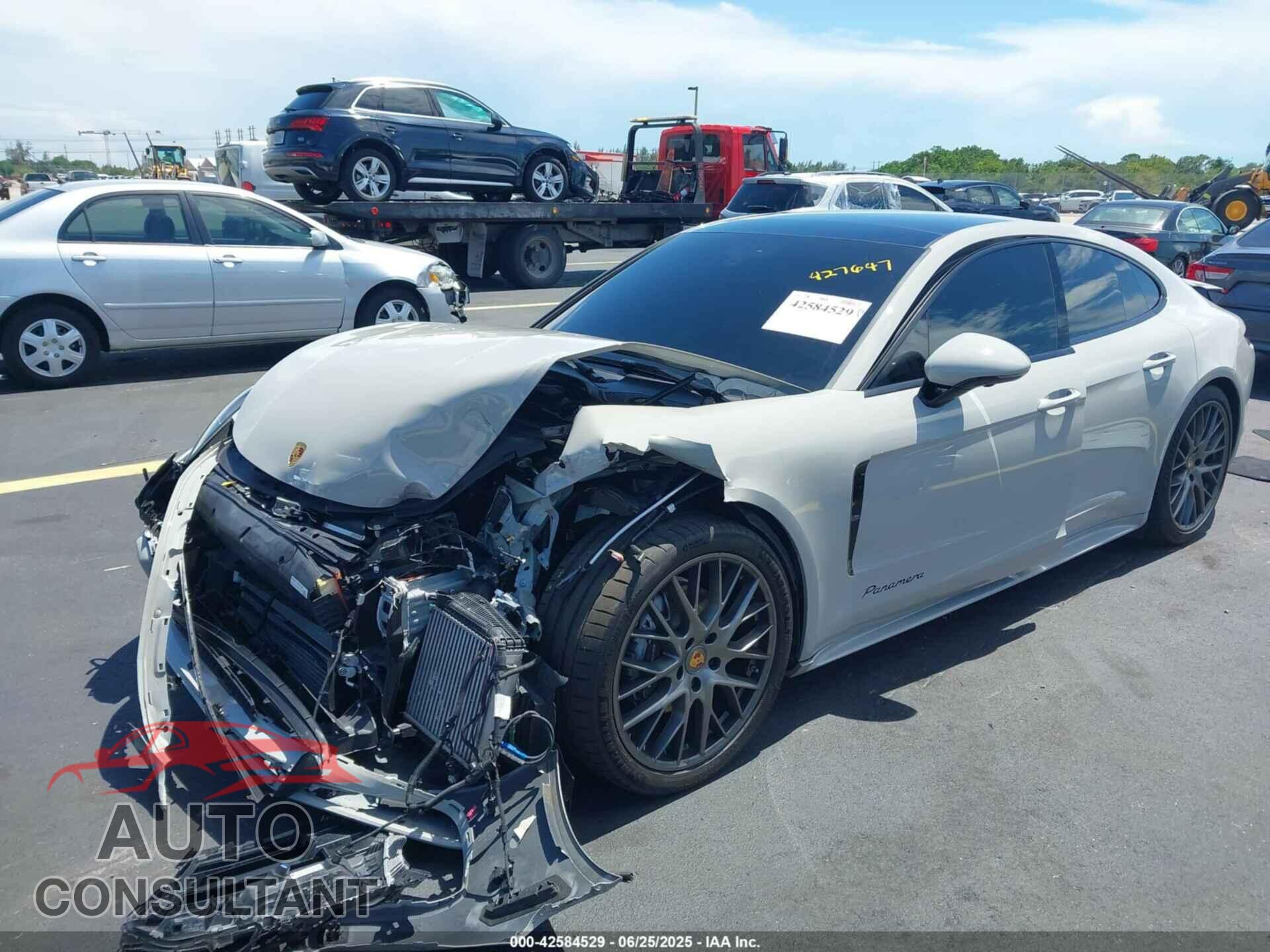 PORSCHE PANAMERA 2021 - WP0AJ2A78ML116401