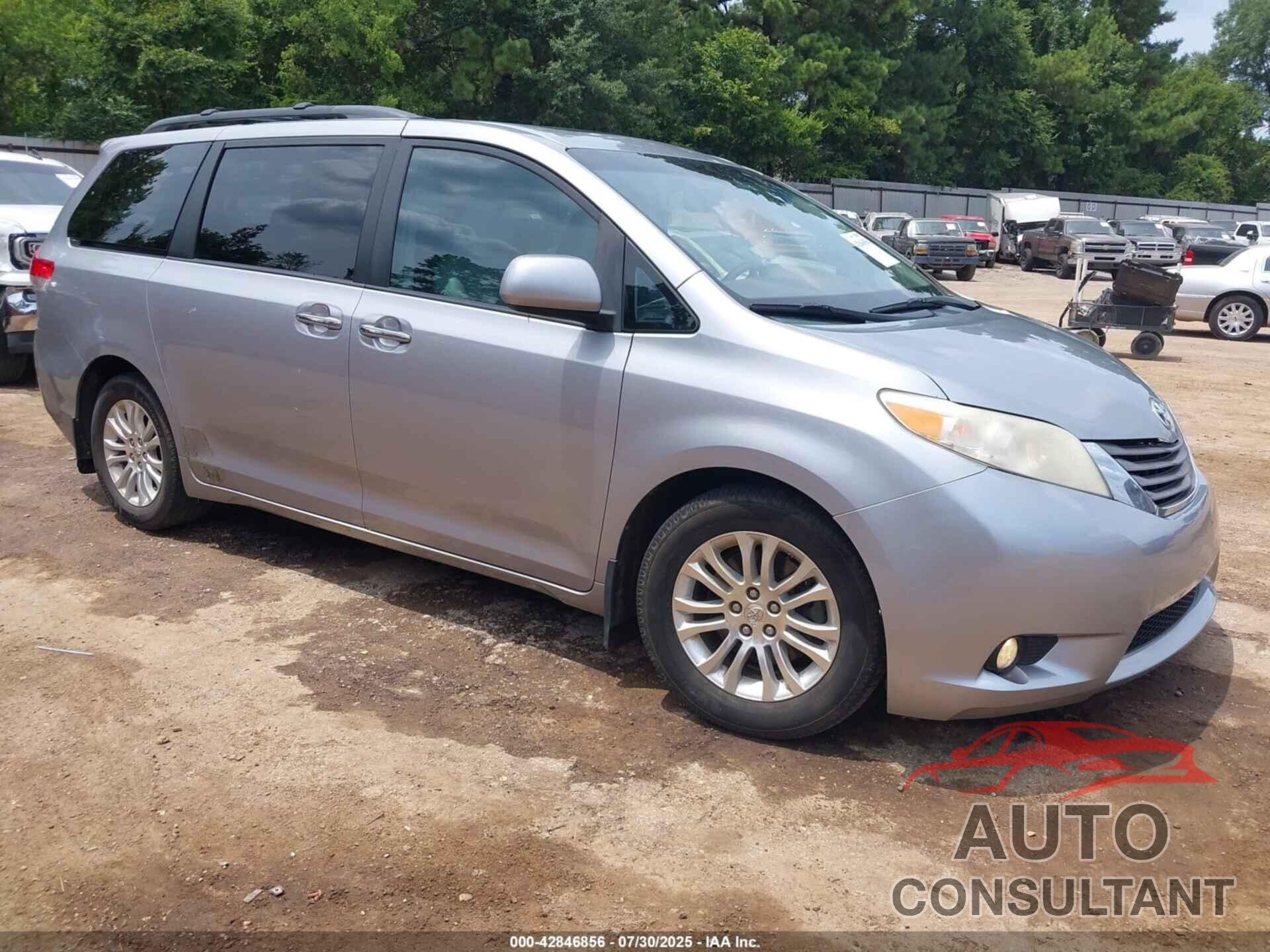 TOYOTA SIENNA 2011 - 5TDYK3DC3BS042293