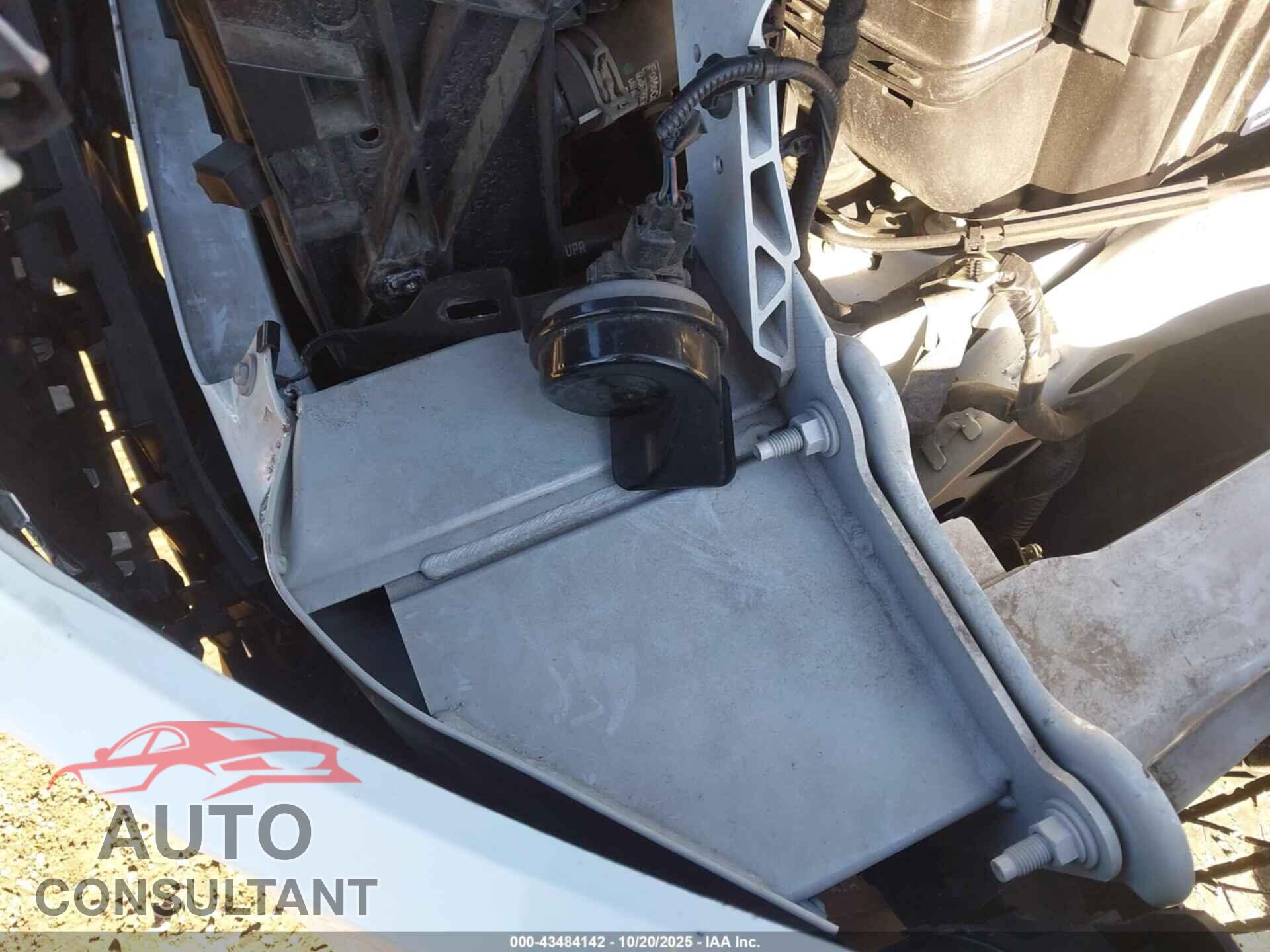 FORD ESCAPE 2020 - 1FMCU9J98LUA38748
