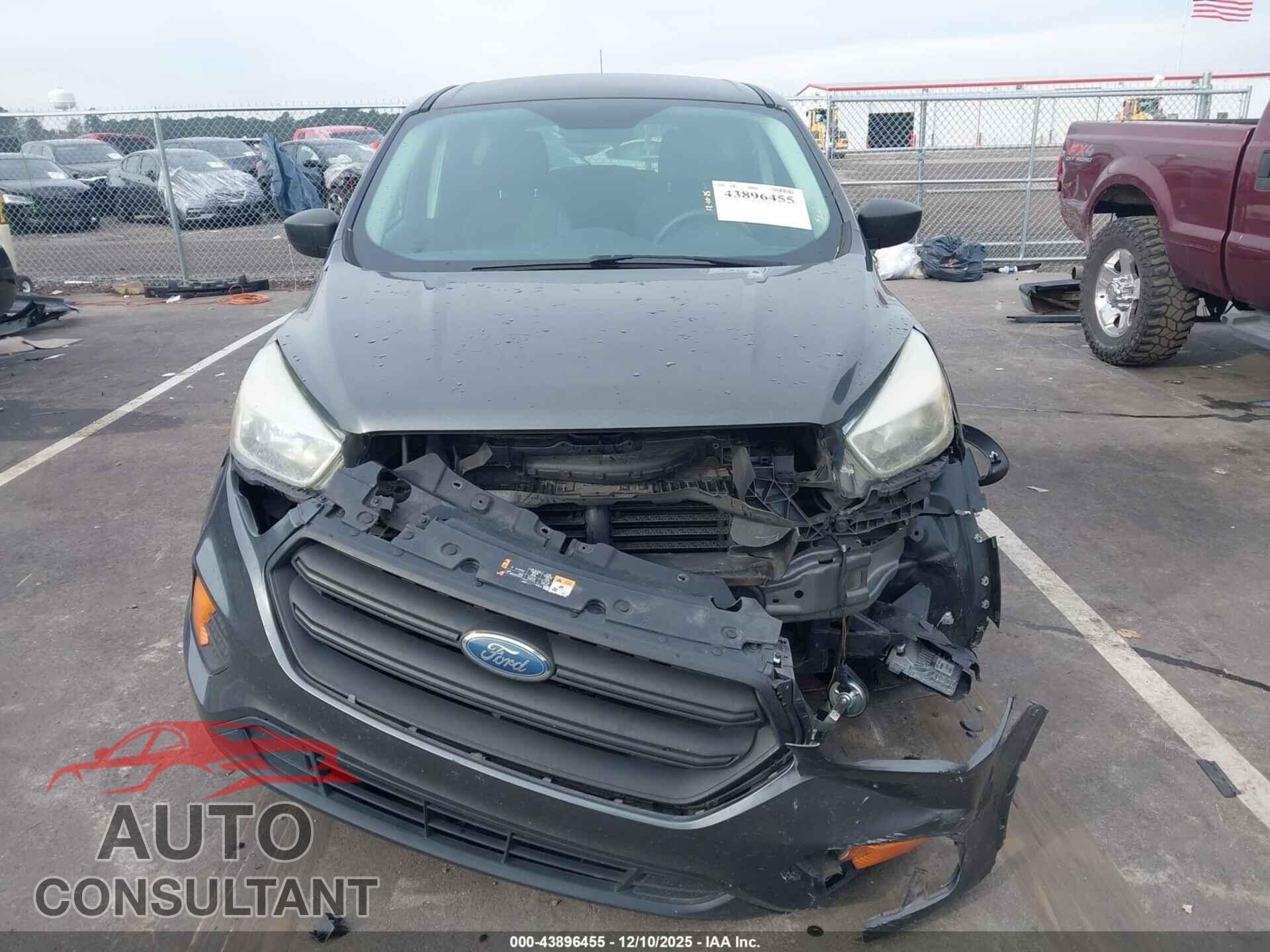 FORD ESCAPE 2017 - 1FMCU0F72HUB12403