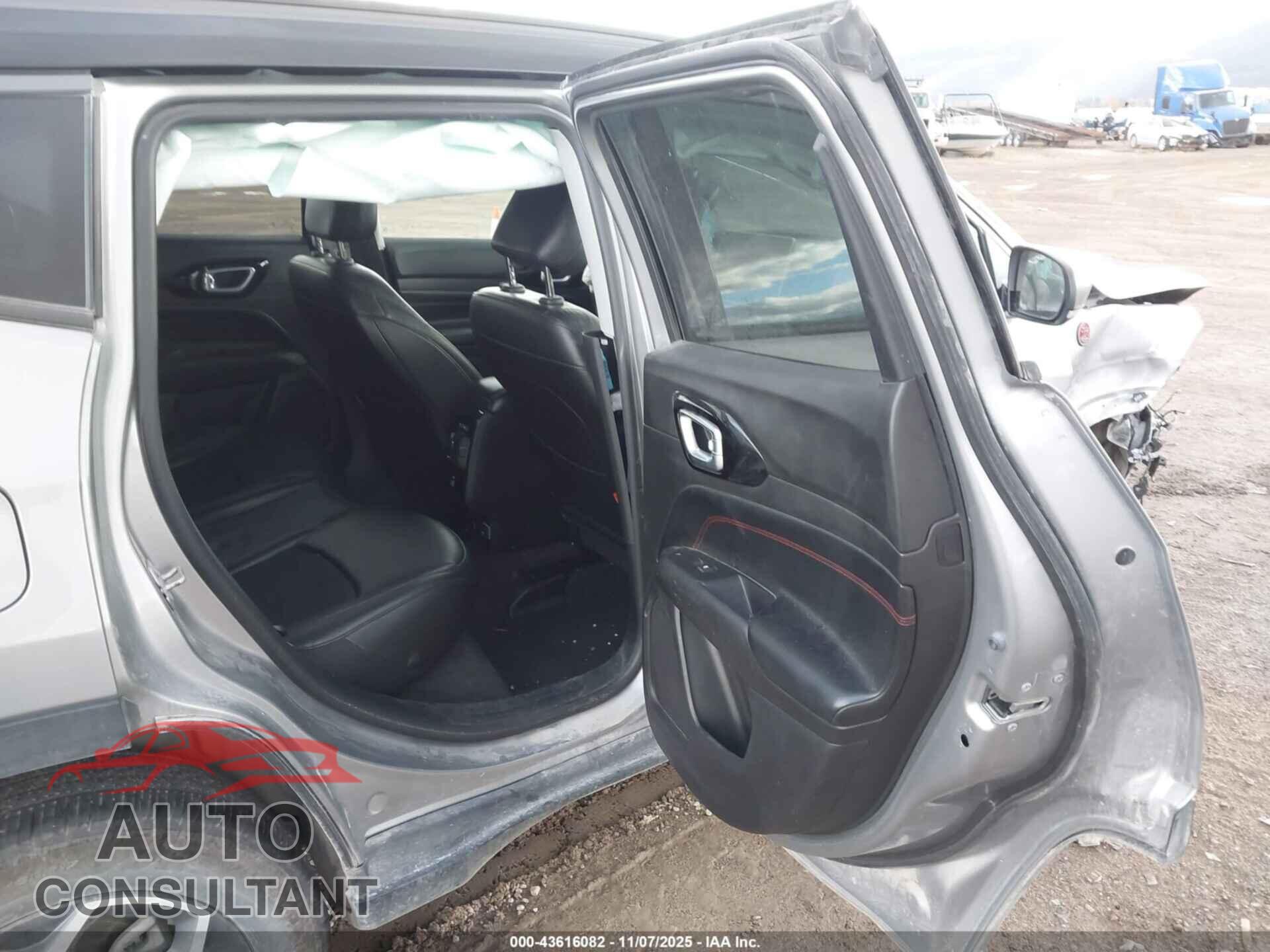 JEEP COMPASS 2022 - 3C4NJDDB2NT192151
