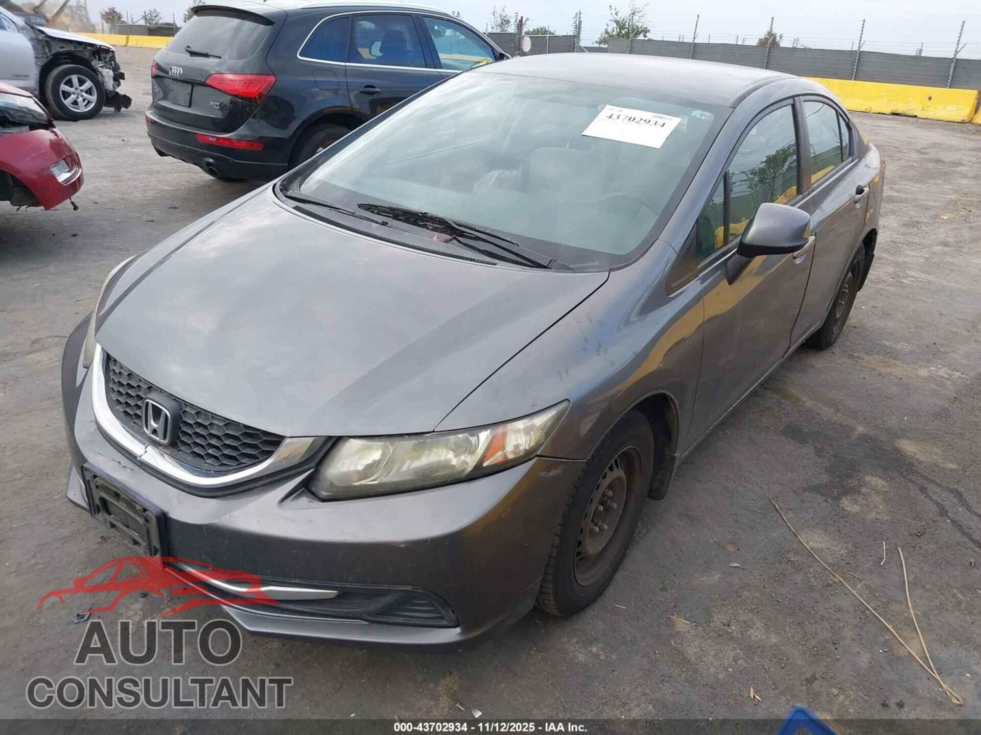 HONDA CIVIC 2013 - 19XFB2F50DE247616