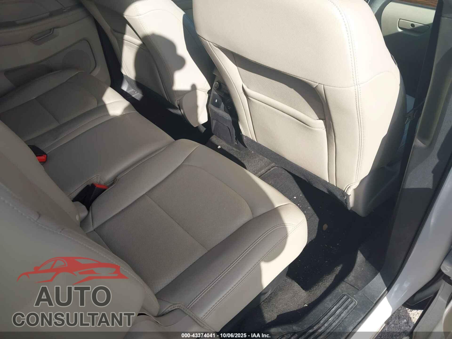 FORD EXPLORER 2018 - 1FM5K7F85JGB78030