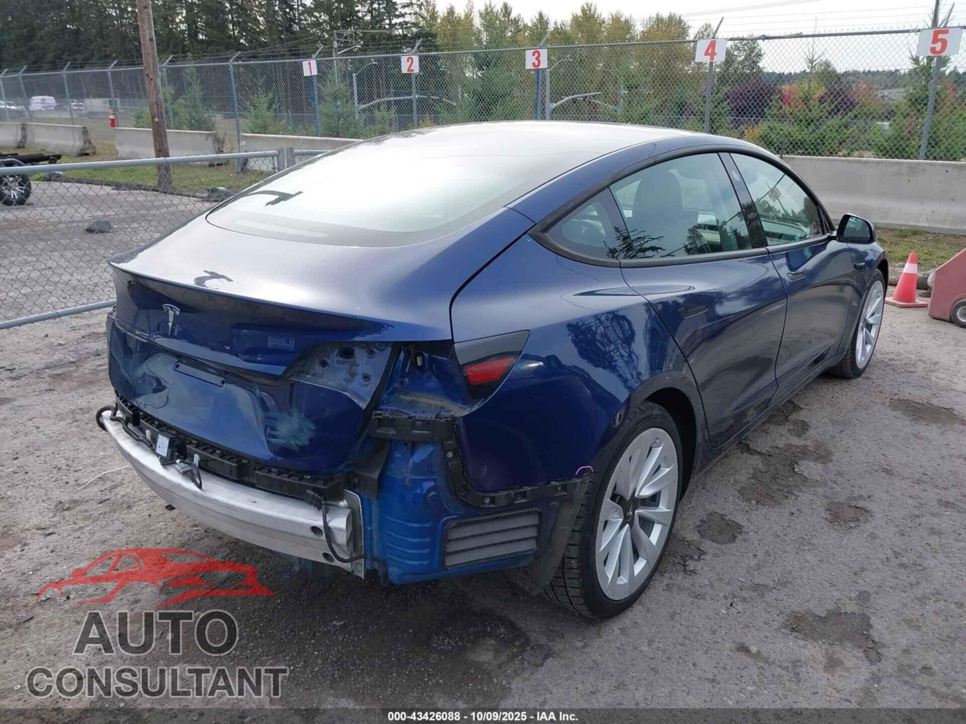 TESLA MODEL 3 2022 - 5YJ3E1EA2NF142932