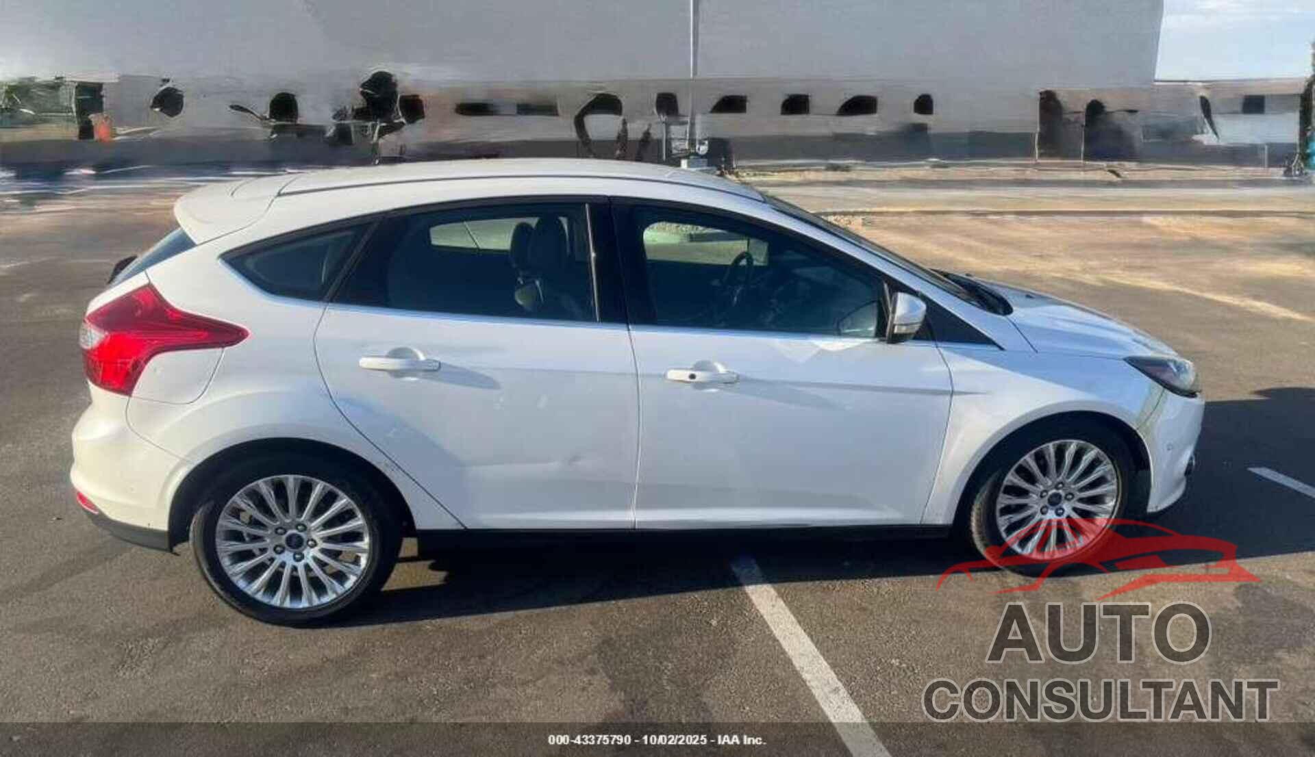 FORD FOCUS 2012 - 1FAHP3N27CL209514