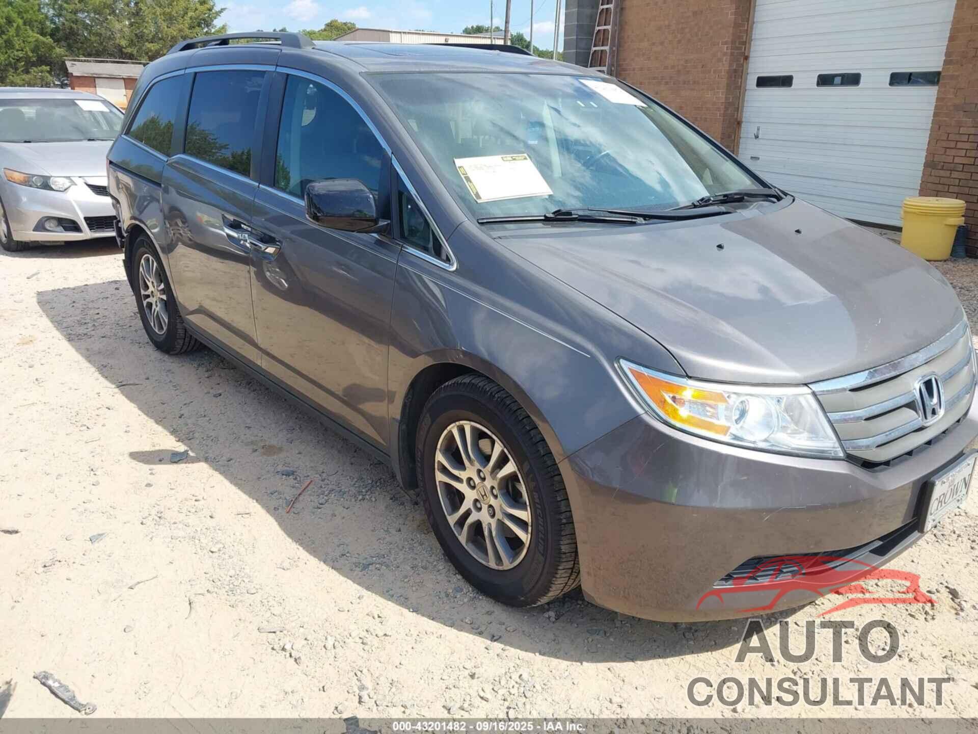 HONDA ODYSSEY 2011 - 5FNRL5H68BB066269
