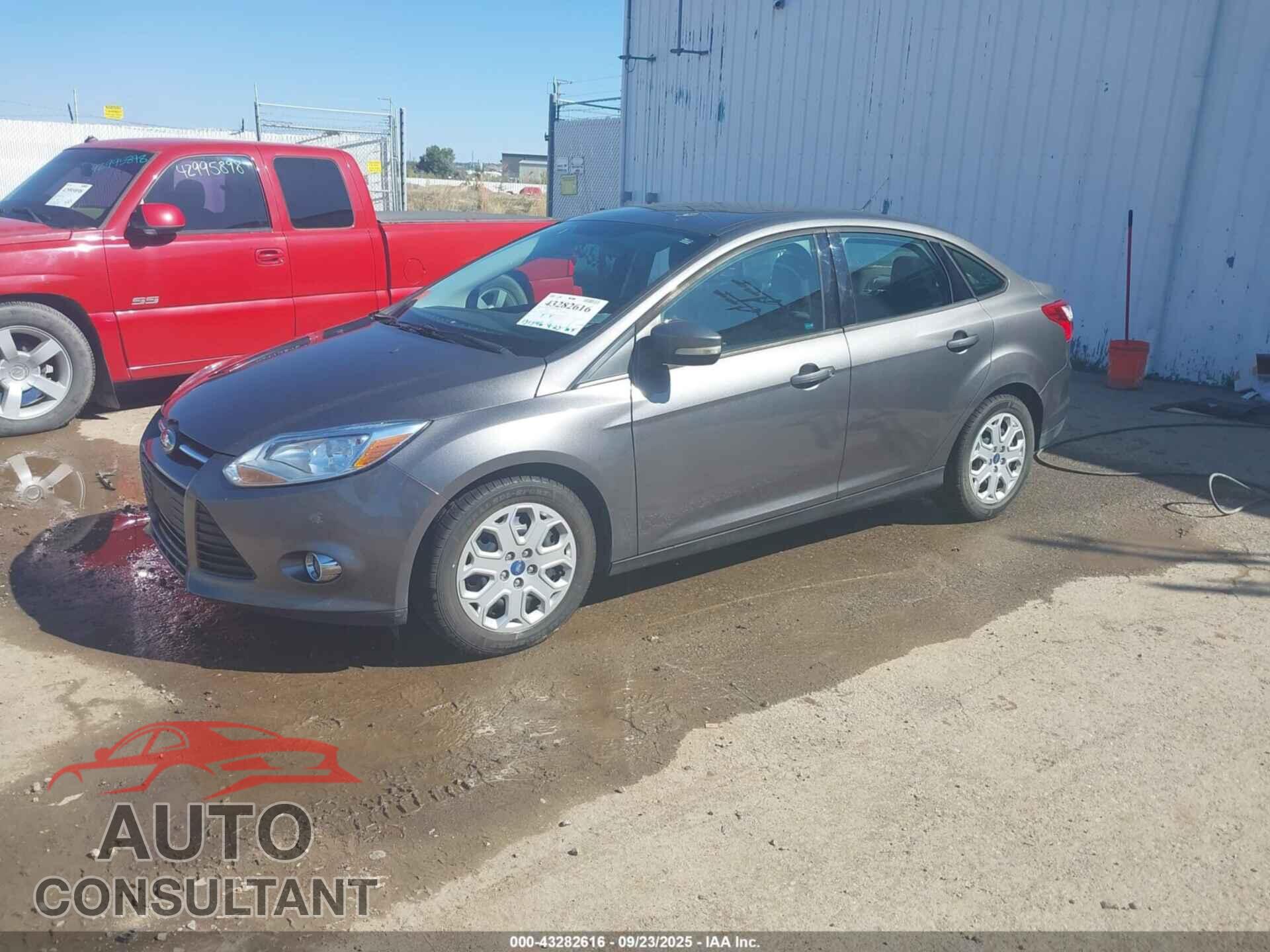 FORD FOCUS 2012 - 1FAHP3F29CL355976