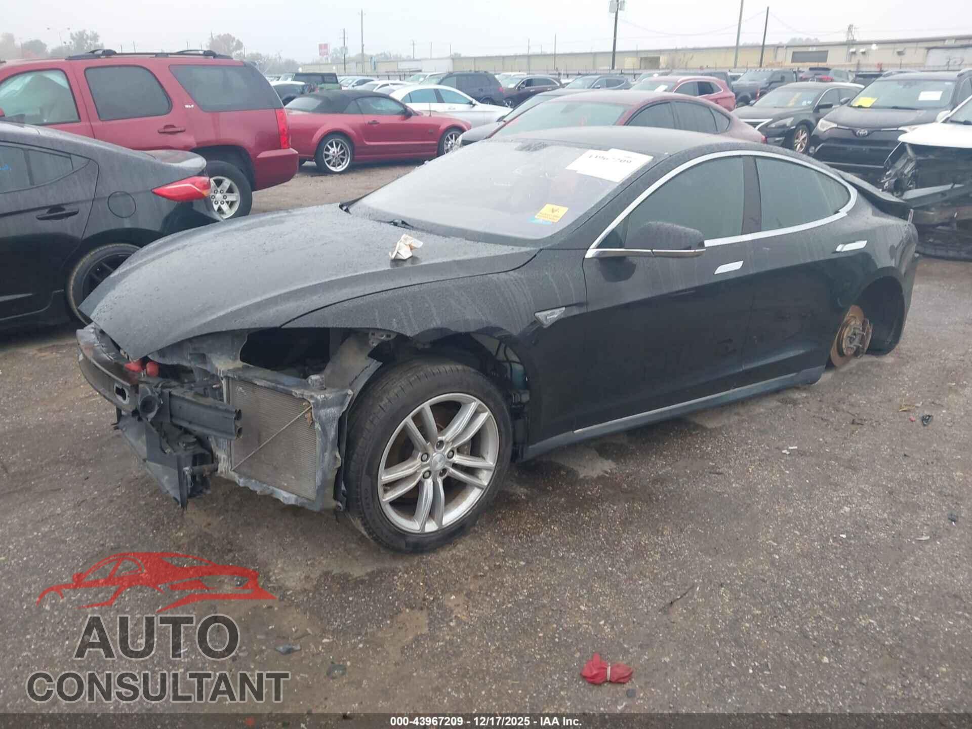 TESLA MODEL S 2013 - 5YJSA1CPXDFP06646