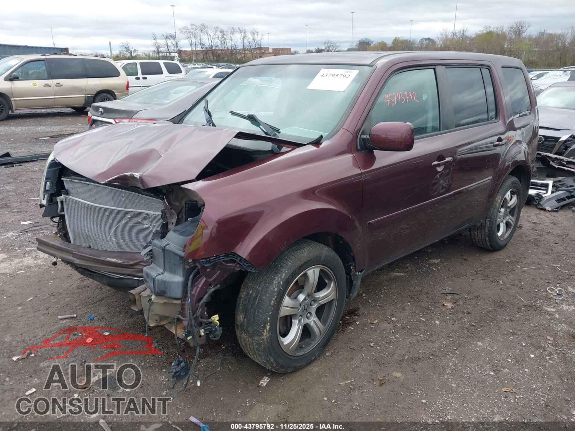 HONDA PILOT 2012 - 5FNYF3H63CB010233
