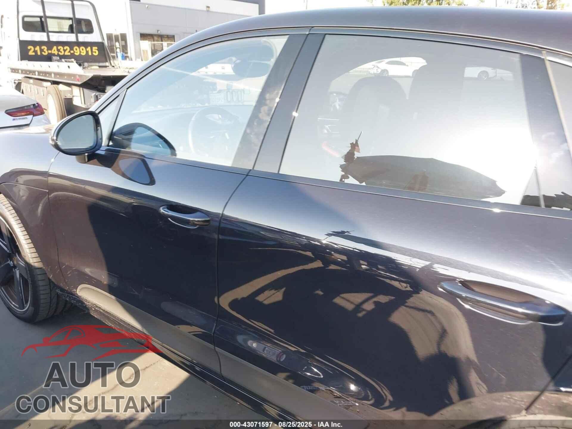 PORSCHE MACAN 2017 - WP1AB2A52HLB14143