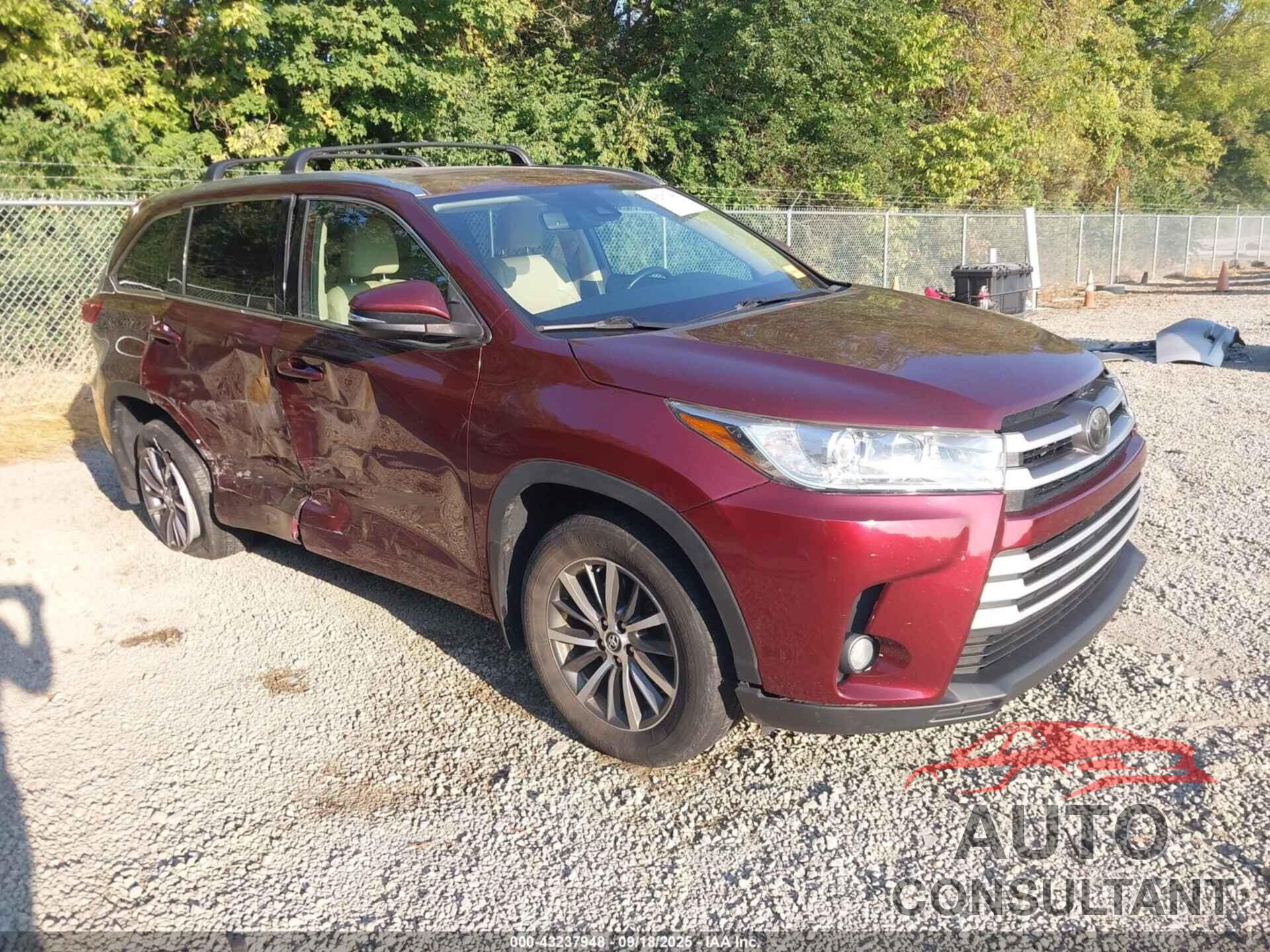 TOYOTA HIGHLANDER 2018 - 5TDJZRFH6JS809674