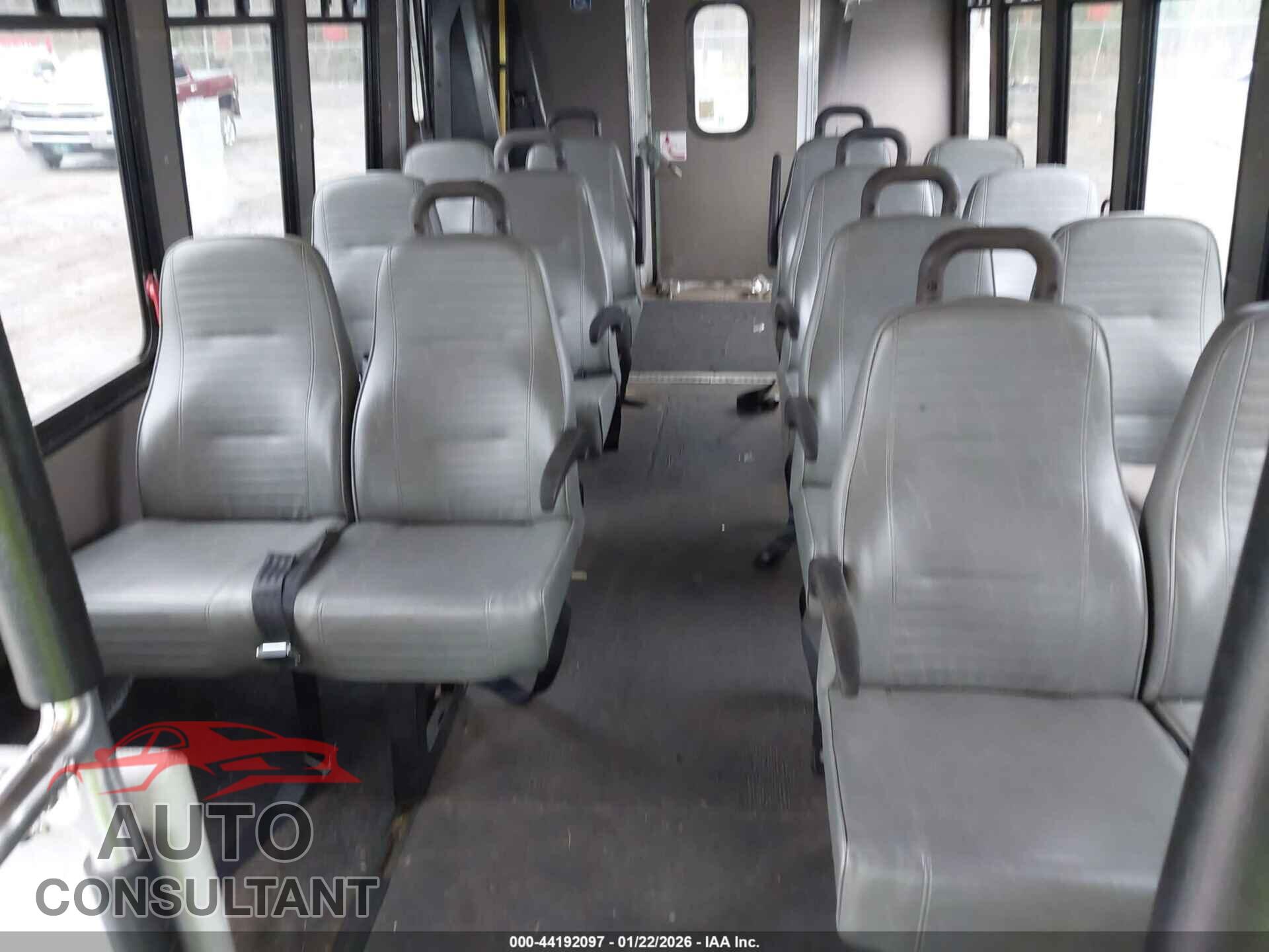 FORD E-450 CUTAWAY 2013 - 1FDFE4FS9DDA02853