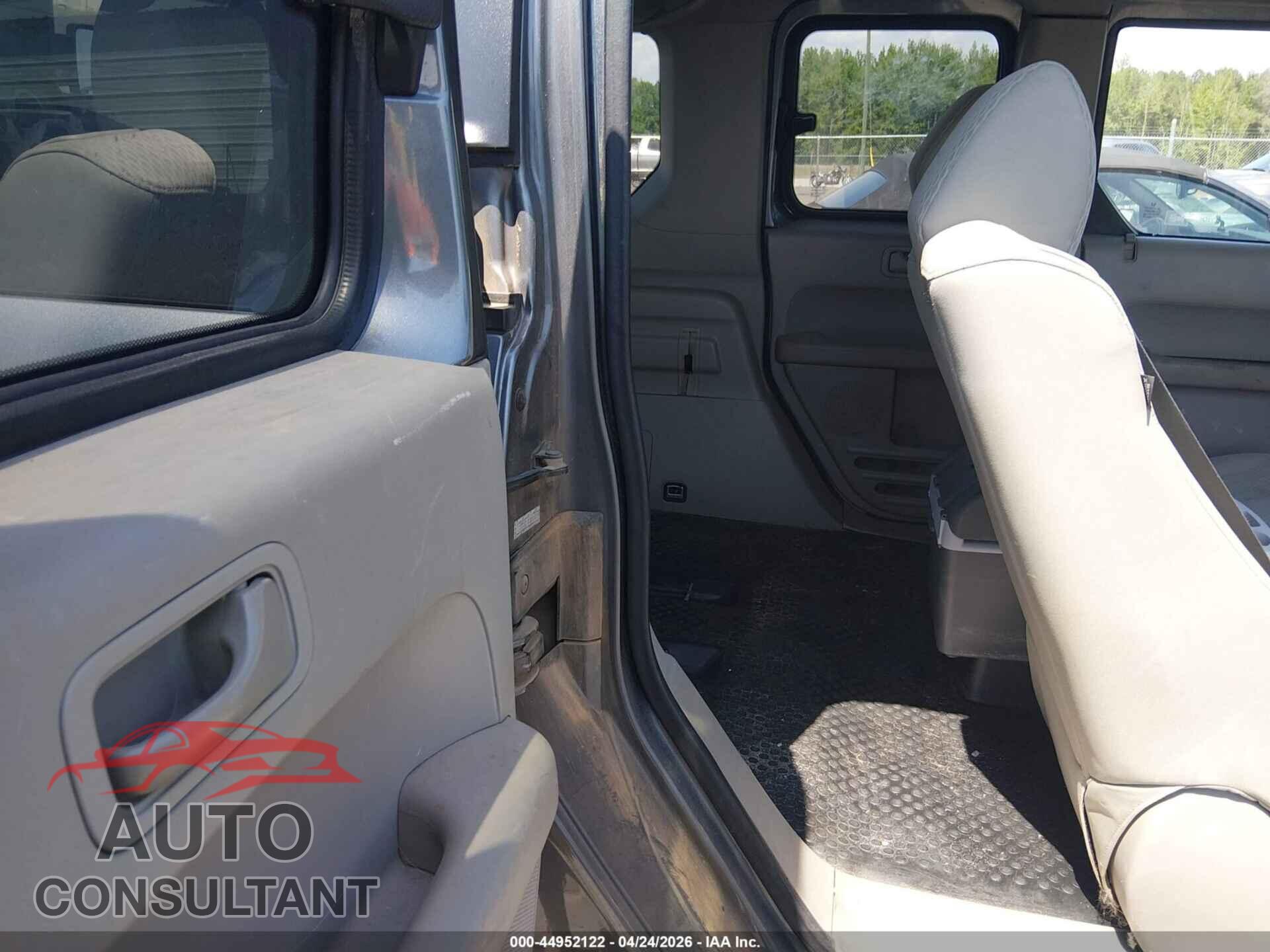 HONDA ELEMENT 2010 - 5J6YH1H39AL005143