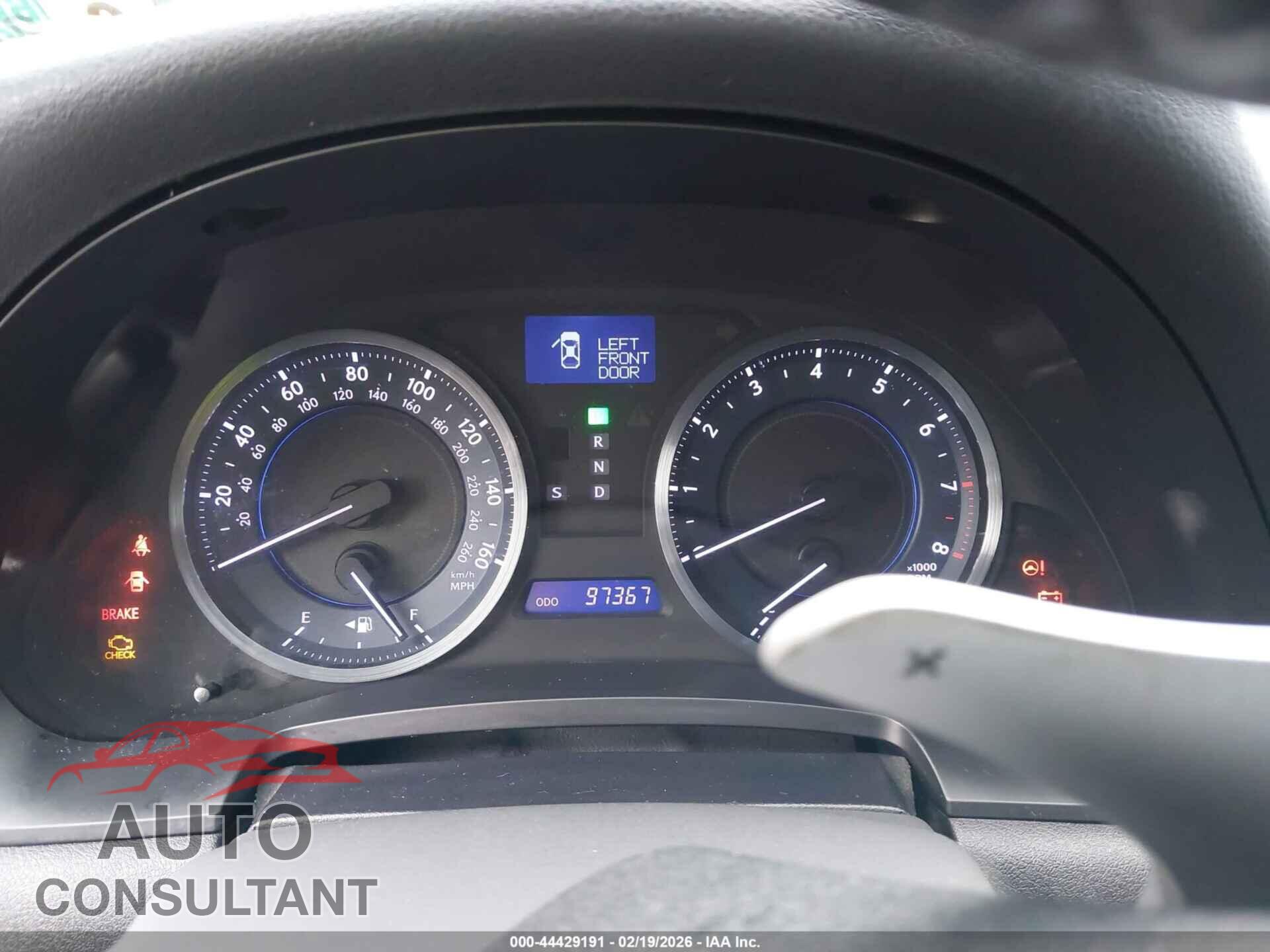 LEXUS IS 350 2011 - JTHCE5C26B5000470