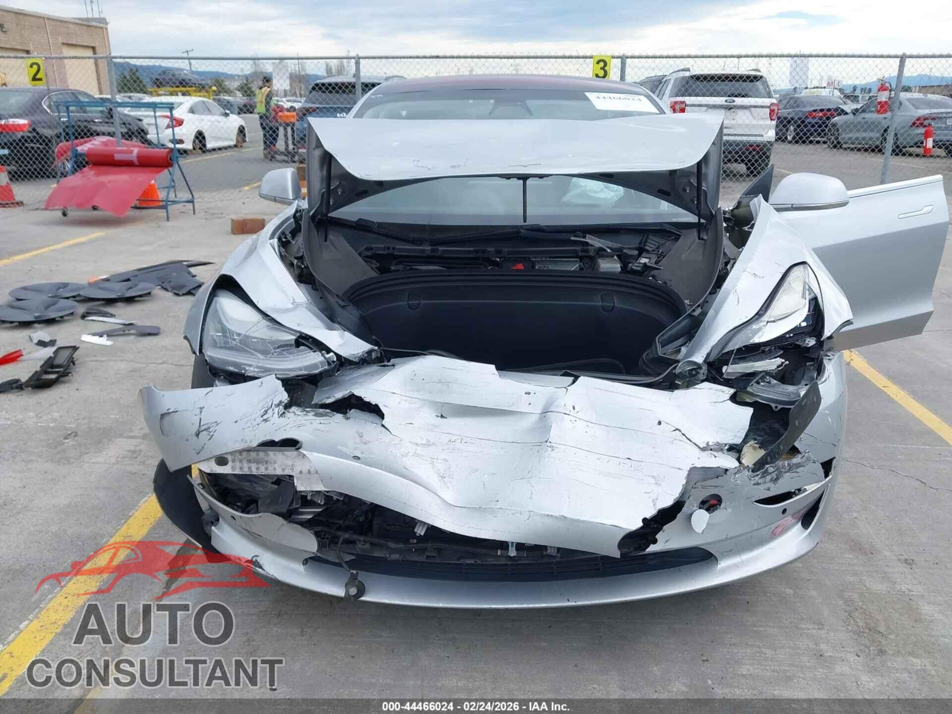 TESLA MODEL 3 2017 - 5YJ3E1EA3HF002876