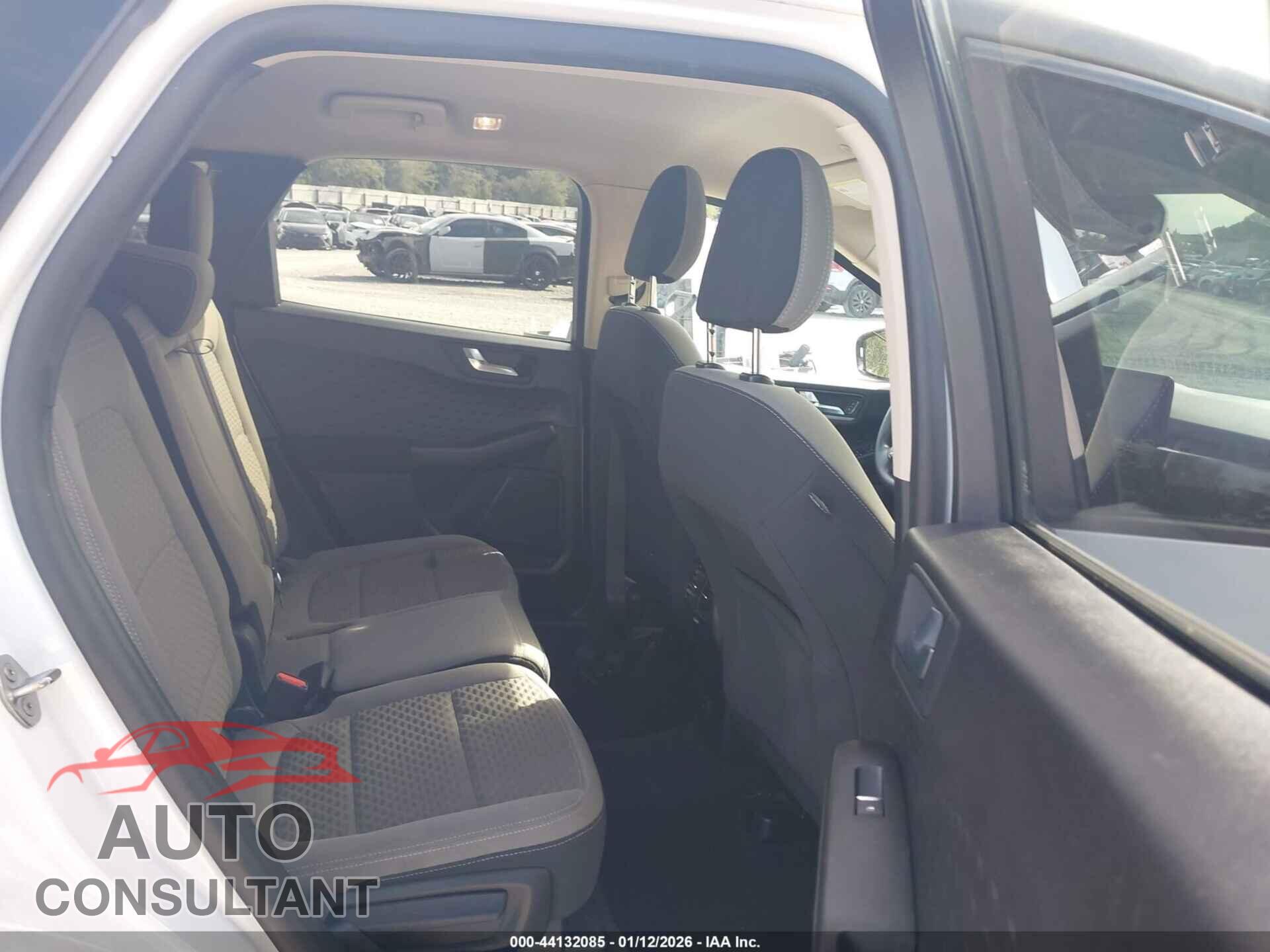 FORD ESCAPE 2020 - 1FMCU0G64LUA94419