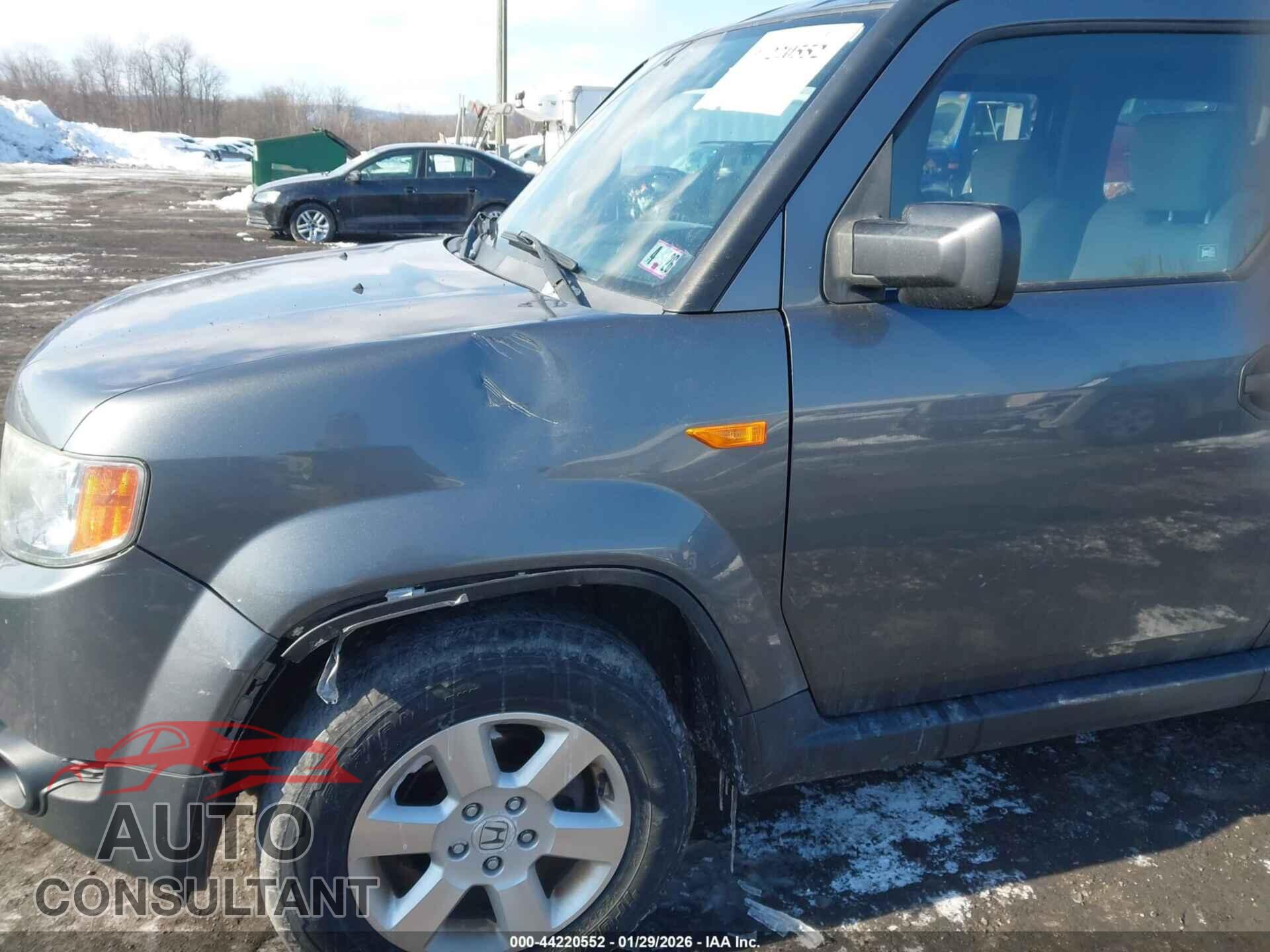 HONDA ELEMENT 2011 - 5J6YH2H77BL001120