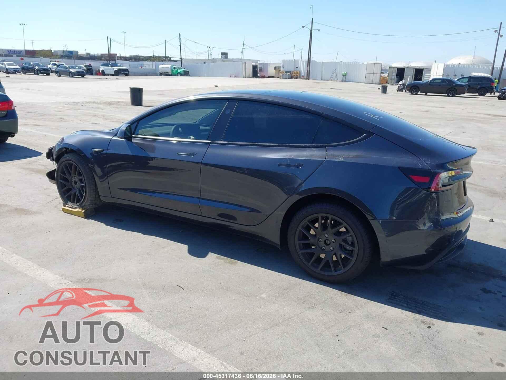 TESLA MODEL 3 2024 - 5YJ3E1EA0RF743598