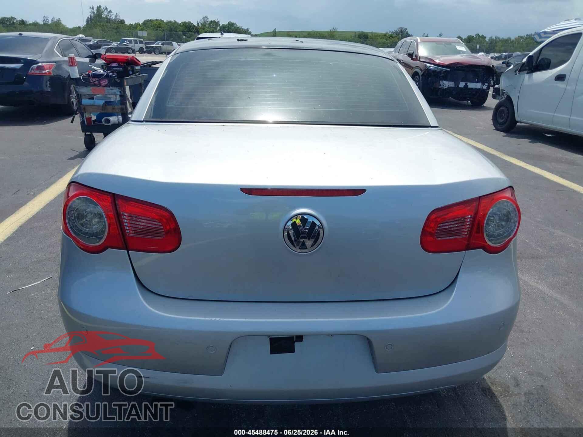 VOLKSWAGEN EOS 2010 - WVWFA7AH0AV016711