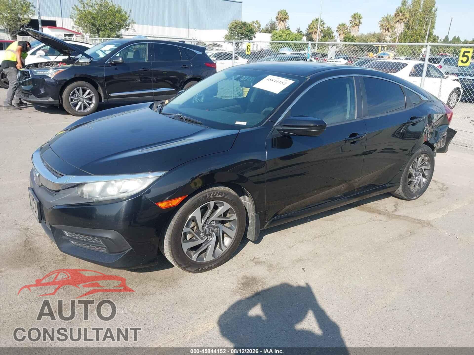 HONDA CIVIC 2016 - 2HGFC2F76GH527355