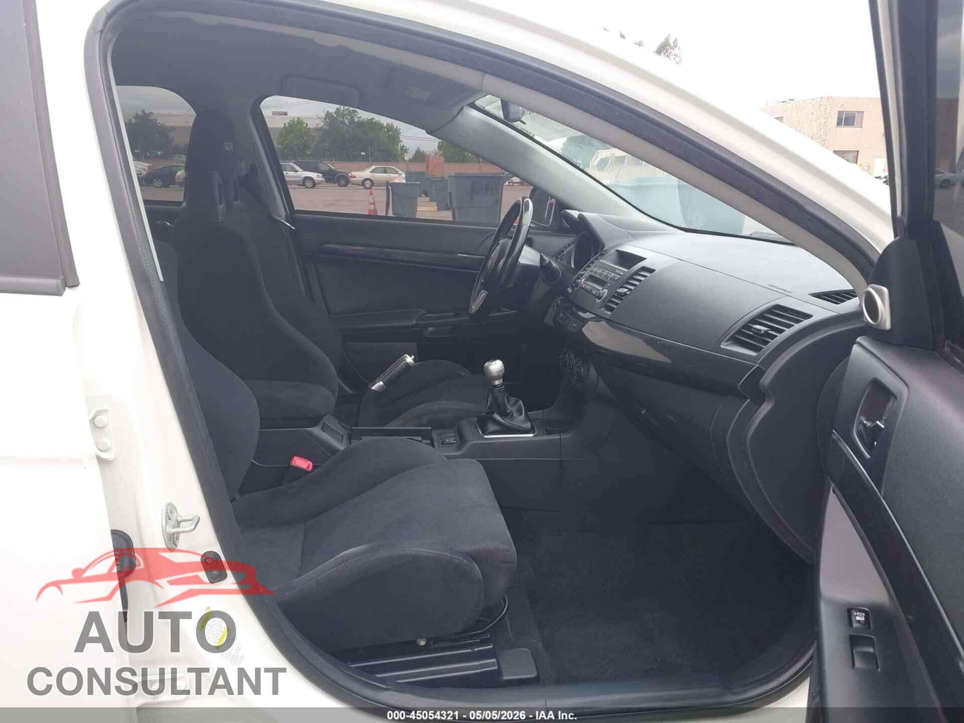 MITSUBISHI LANCER EVOLUTION 2013 - JA32W8FV1DU018383